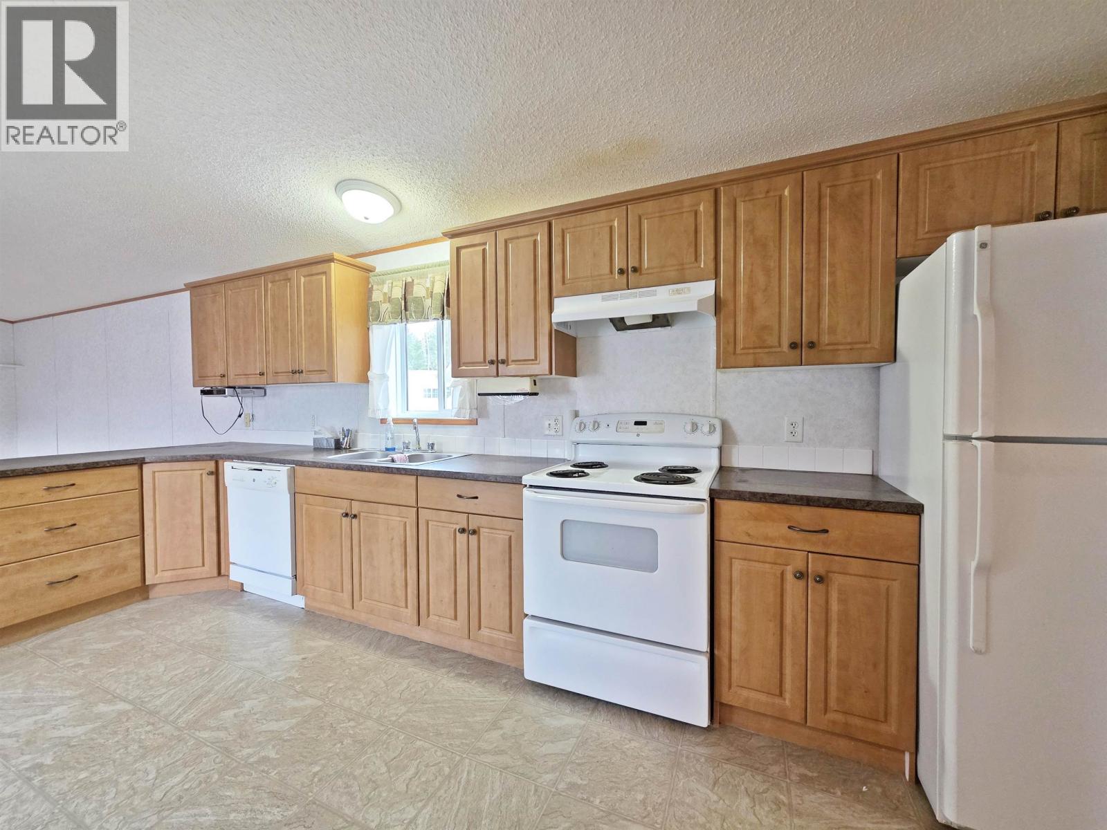 #47 370 WESTLAND ROAD - 7