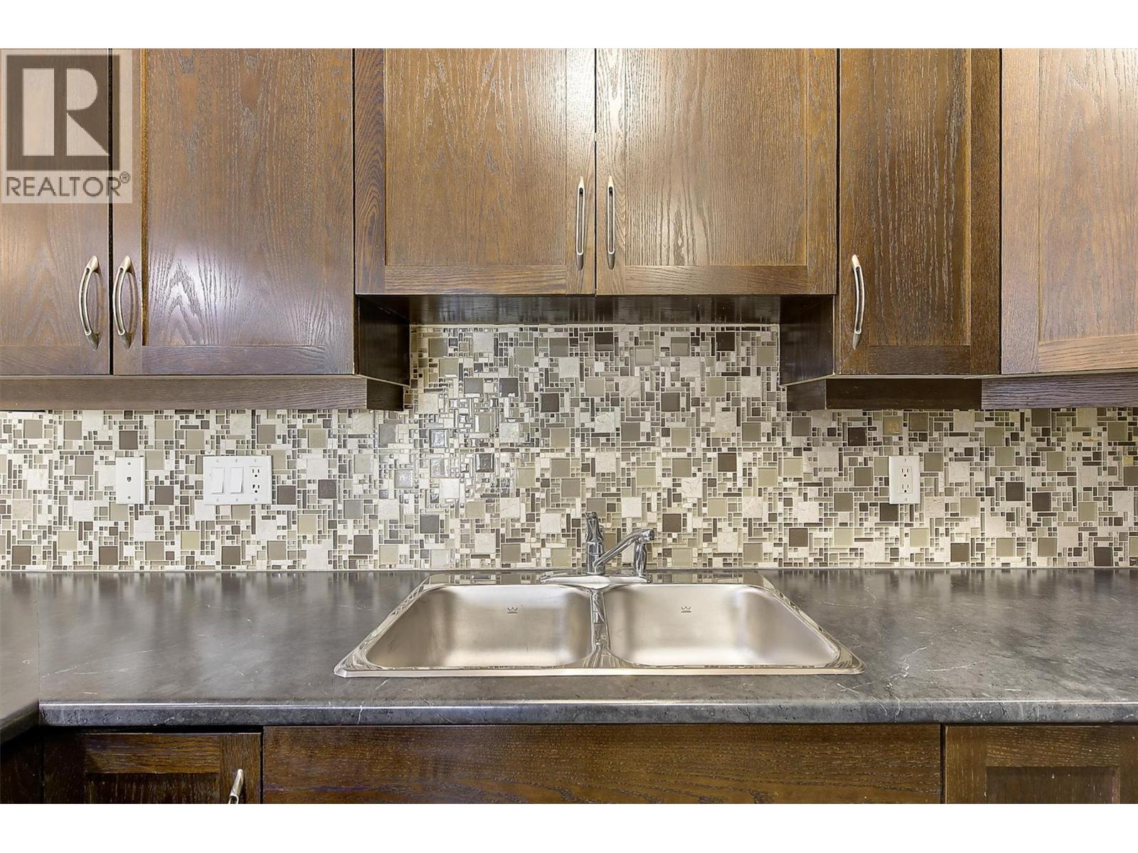 250 Hollywood Road S Unit# 206, Kelowna