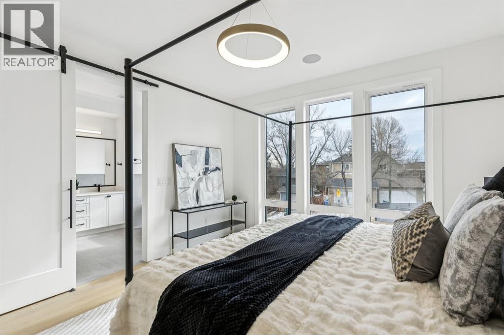 Single Family House for Sale in   Street Parkdale Calgary 