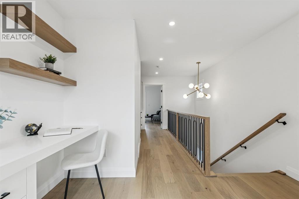 Single Family House for Sale in   Street Parkdale Calgary 