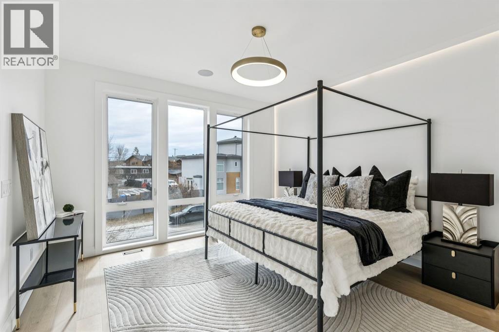 Single Family House for Sale in   Street Parkdale Calgary 