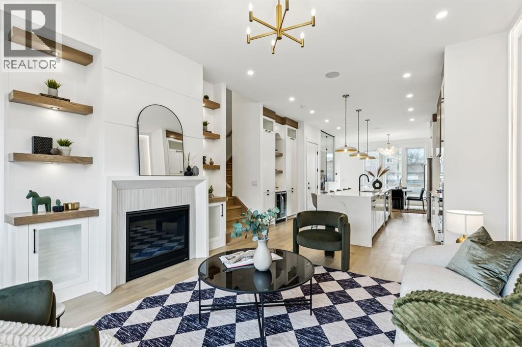 Single Family House for Sale in   Street Parkdale Calgary 