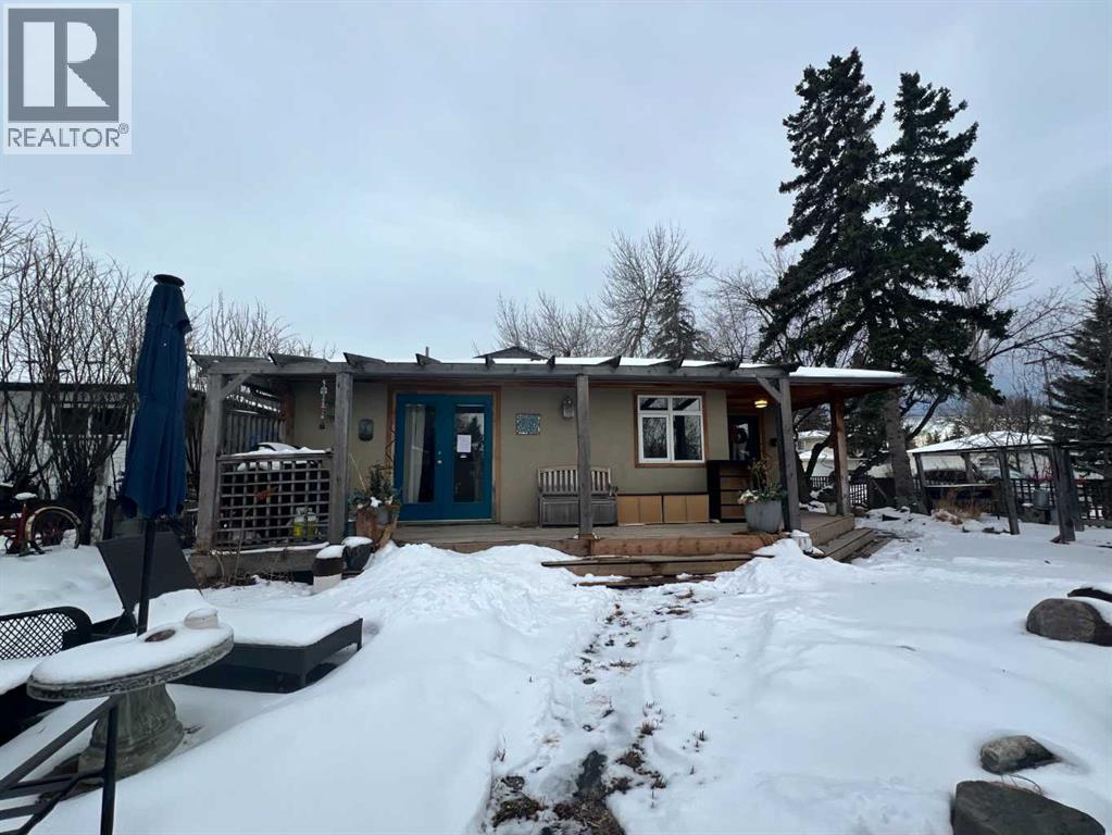 Single Family House Bungalow for Sale in  Windermere Road SW Wildwood Calgary 