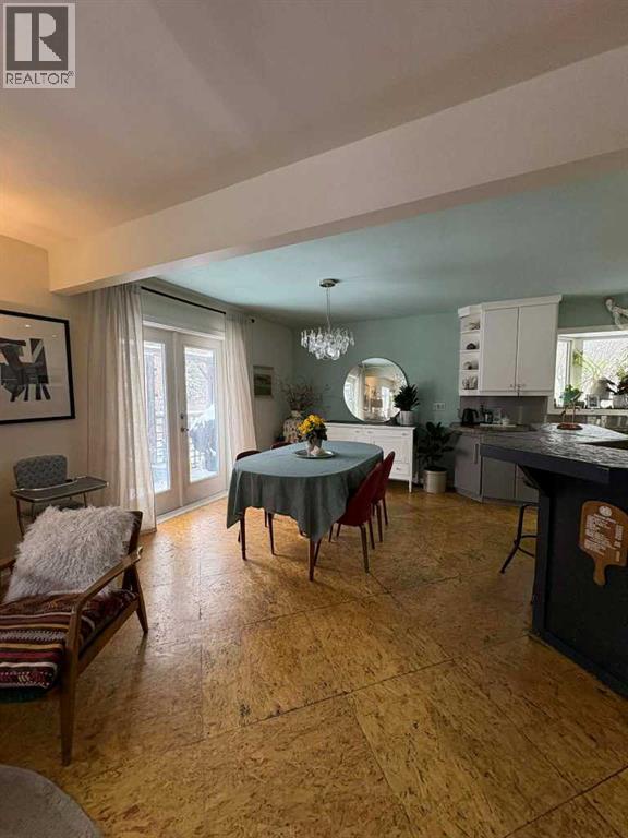 Single Family House Bungalow for Sale in  Windermere Road SW Wildwood Calgary 