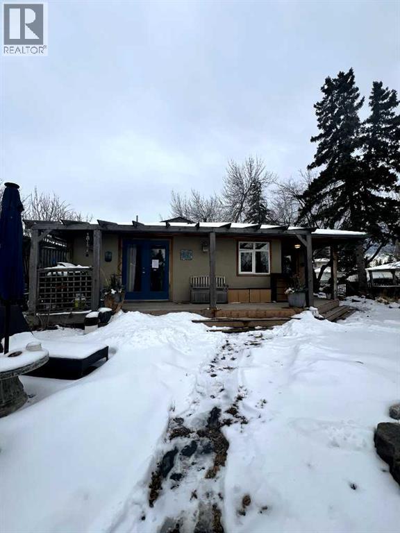 Single Family House Bungalow for Sale in  Windermere Road SW Wildwood Calgary 