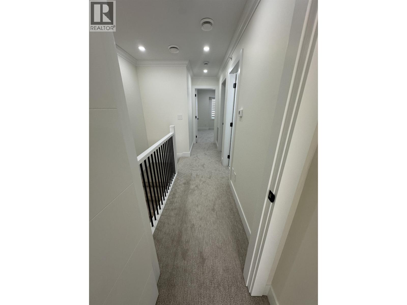 28 1115 ROMA AVENUE, New Westminster