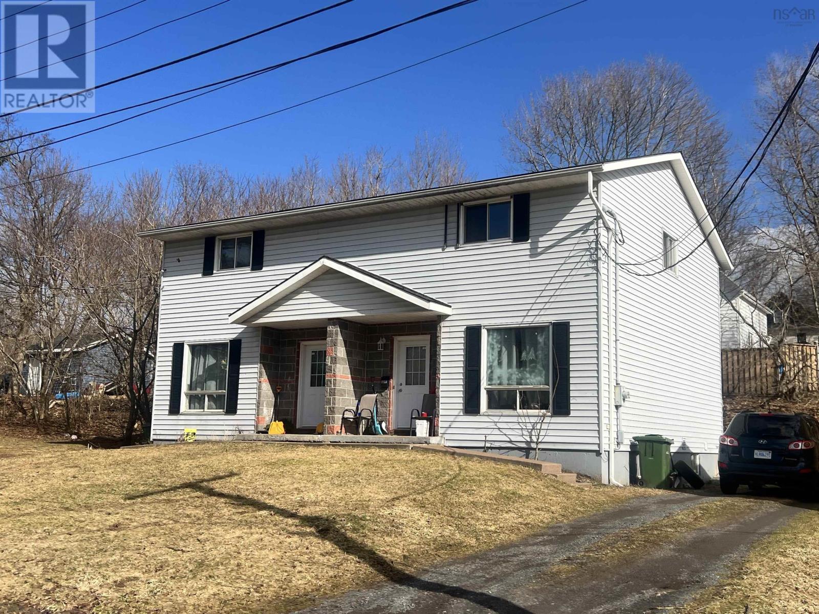 Property 4 of 4 of 520/526 Pleasant Street