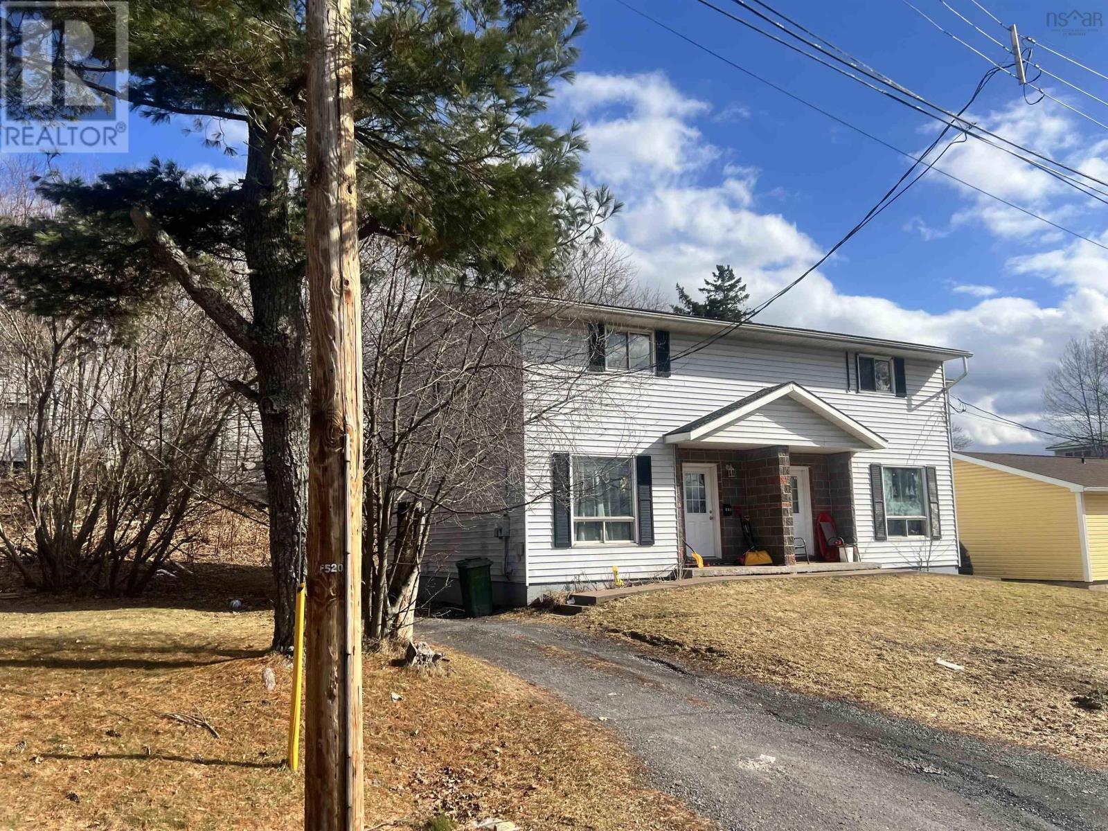 Property 2 of 4 of 520/526 Pleasant Street