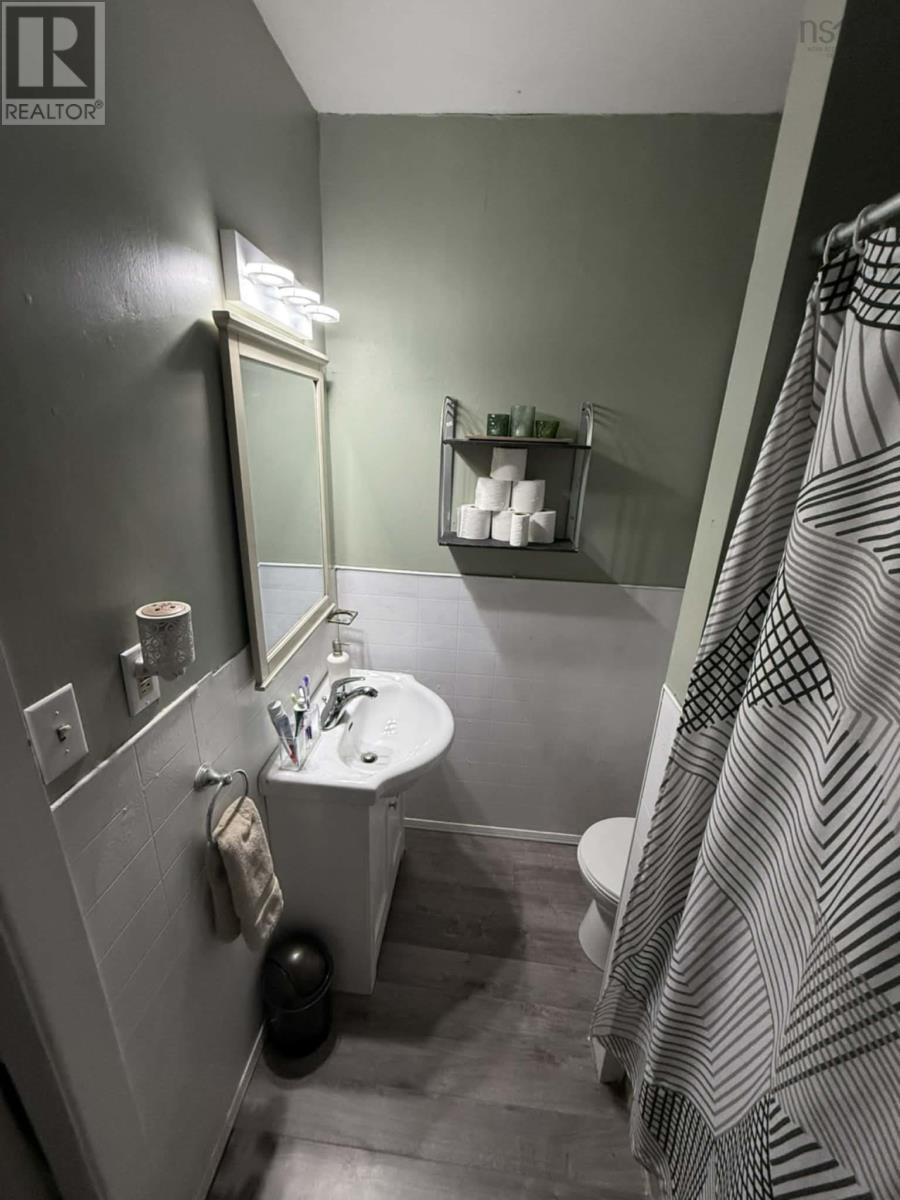 Property 8 of 27 of 7 Foundry Street