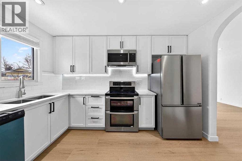 Single Family House Bungalow for Sale in  Aberdare Crescent NE Abbeydale Calgary 