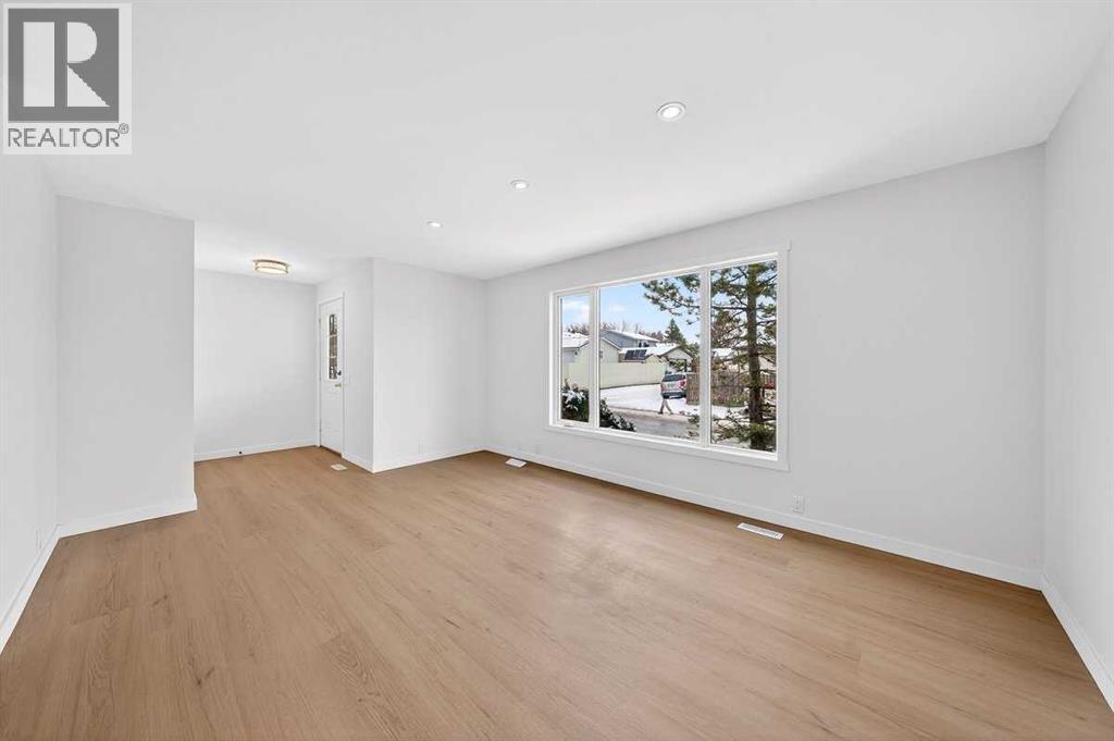 Single Family House Bungalow for Sale in  Aberdare Crescent NE Abbeydale Calgary 