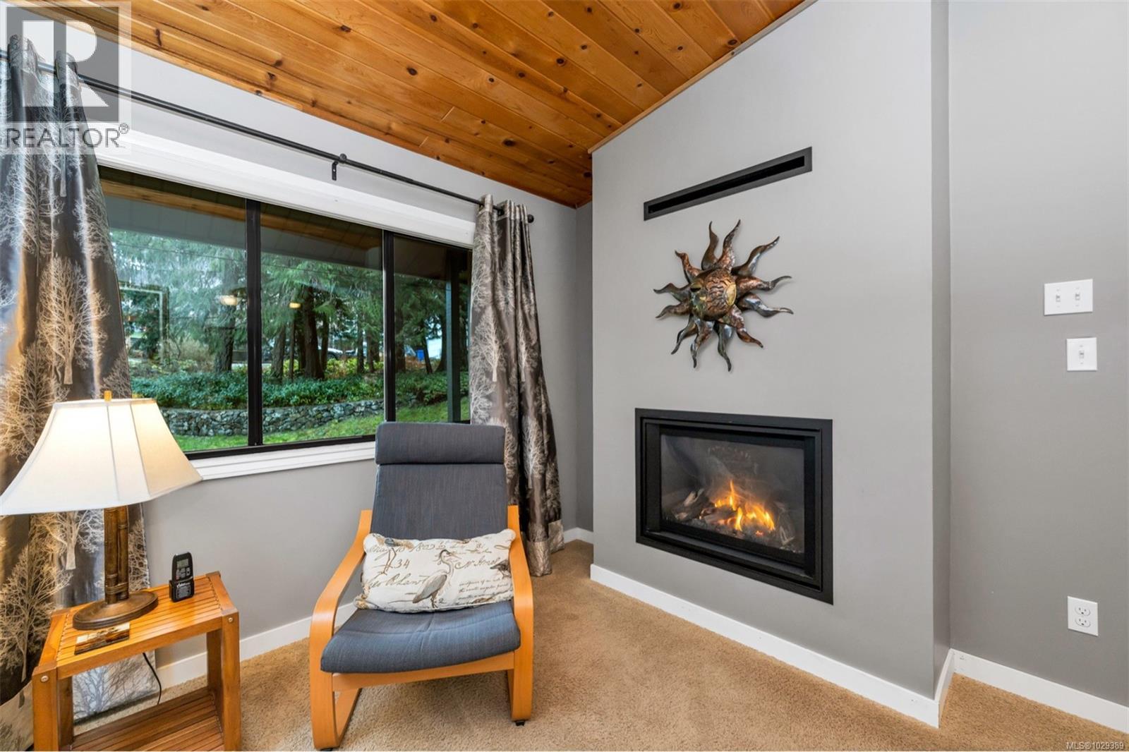 2392 ROBERTSON RD - 17