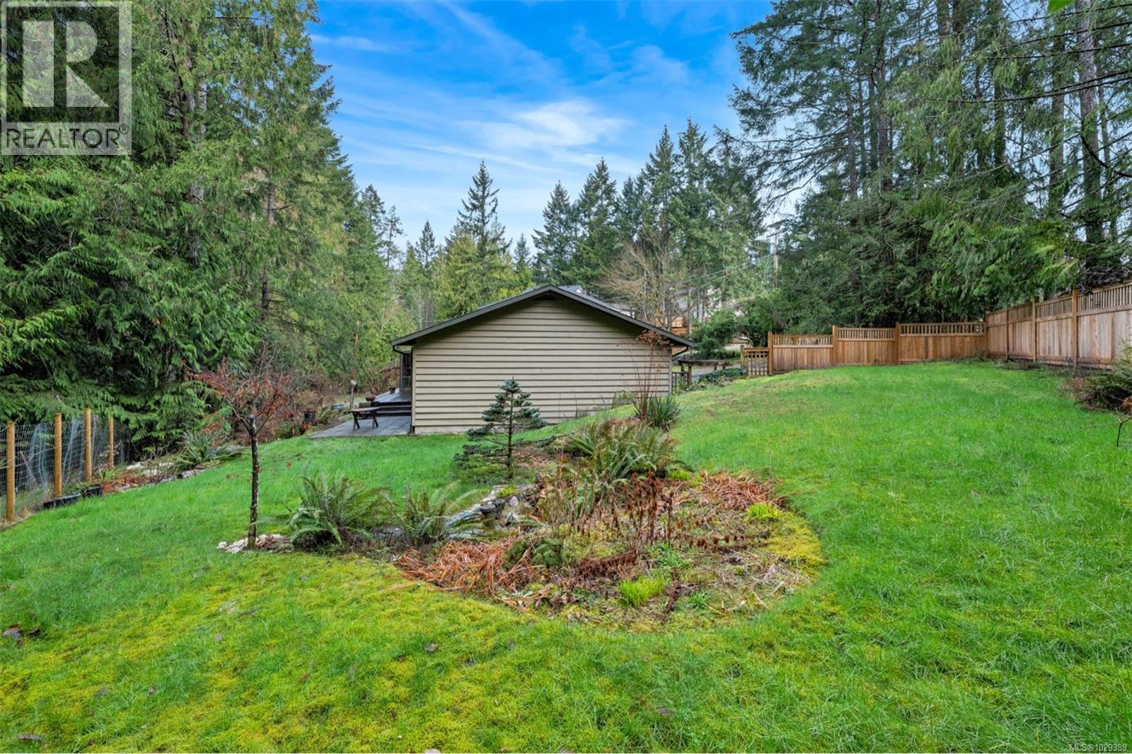 2392 ROBERTSON RD - Image 2