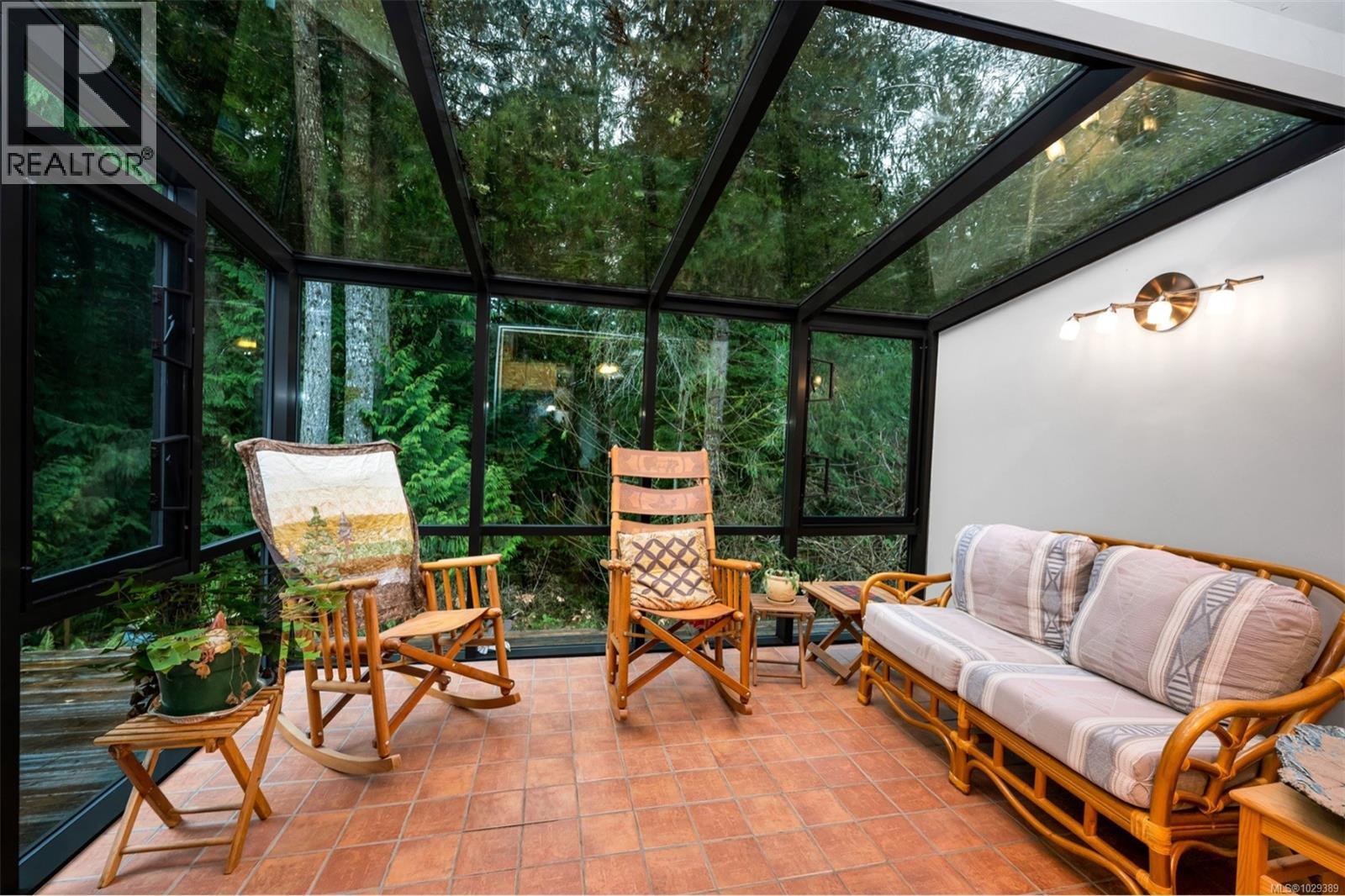 2392 ROBERTSON RD - 23