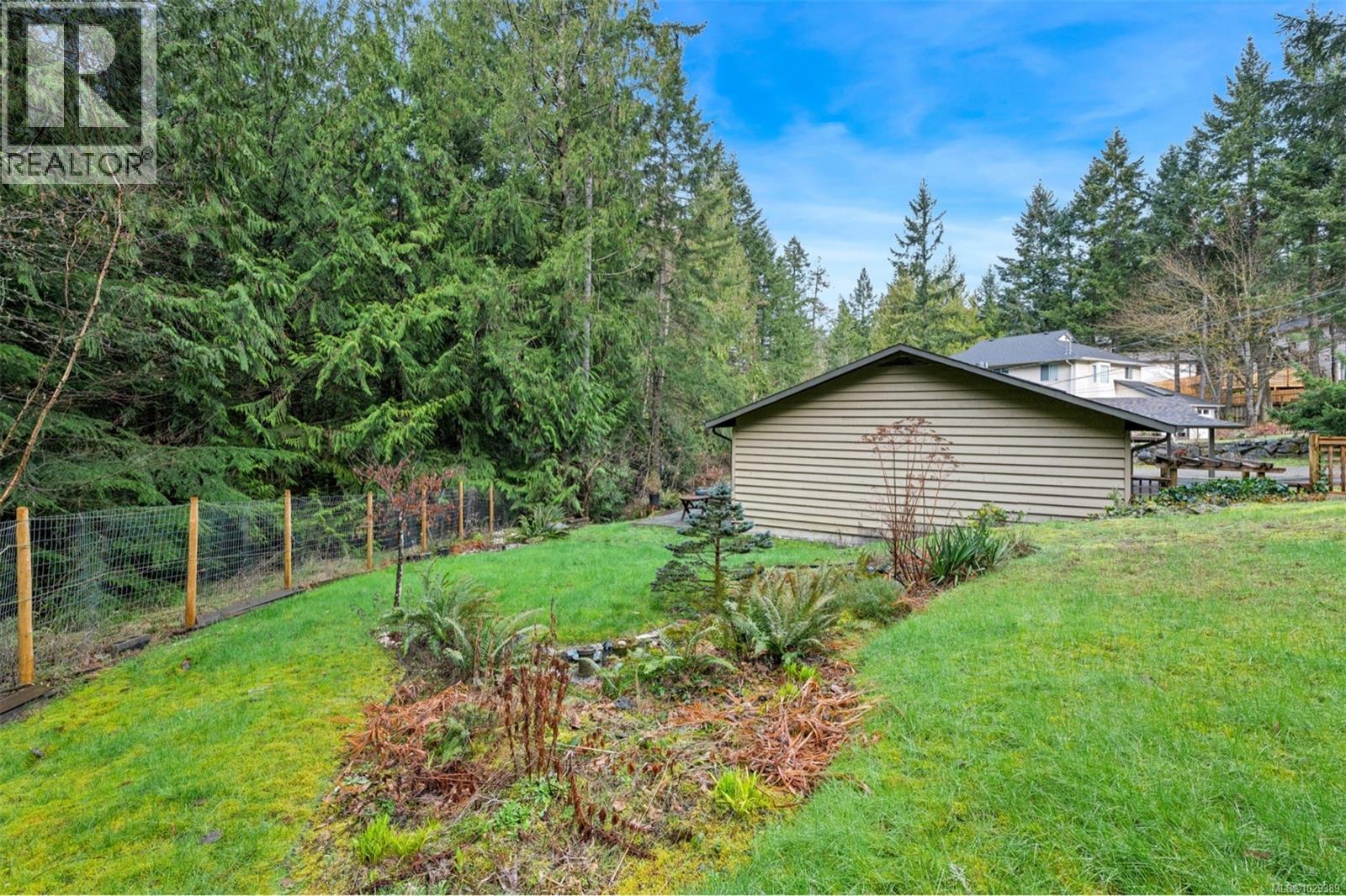 2392 ROBERTSON RD - 35