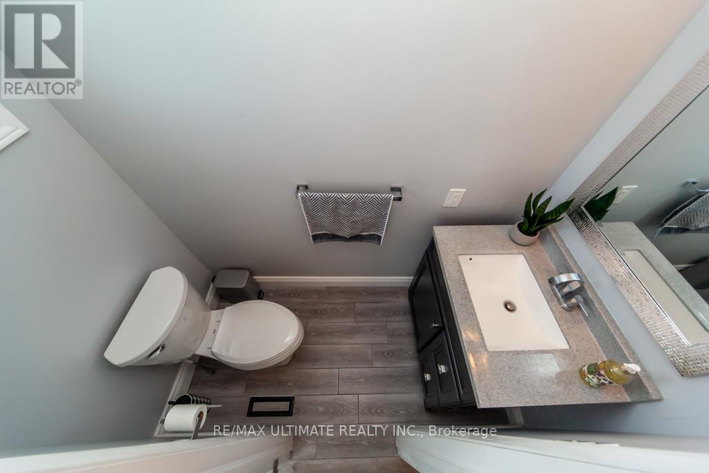 2589 TRIDENT AVENUE - 17