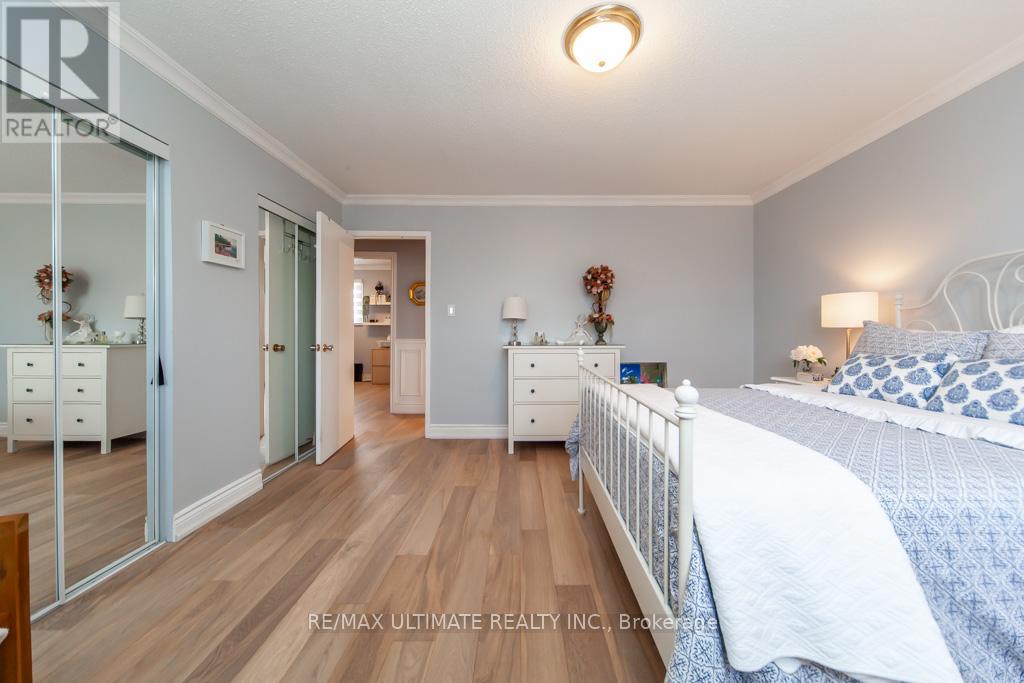2589 TRIDENT AVENUE - 30