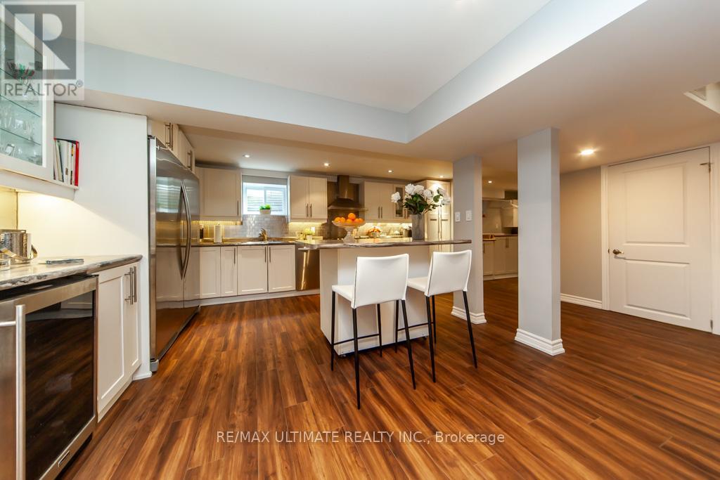 2589 TRIDENT AVENUE - 37