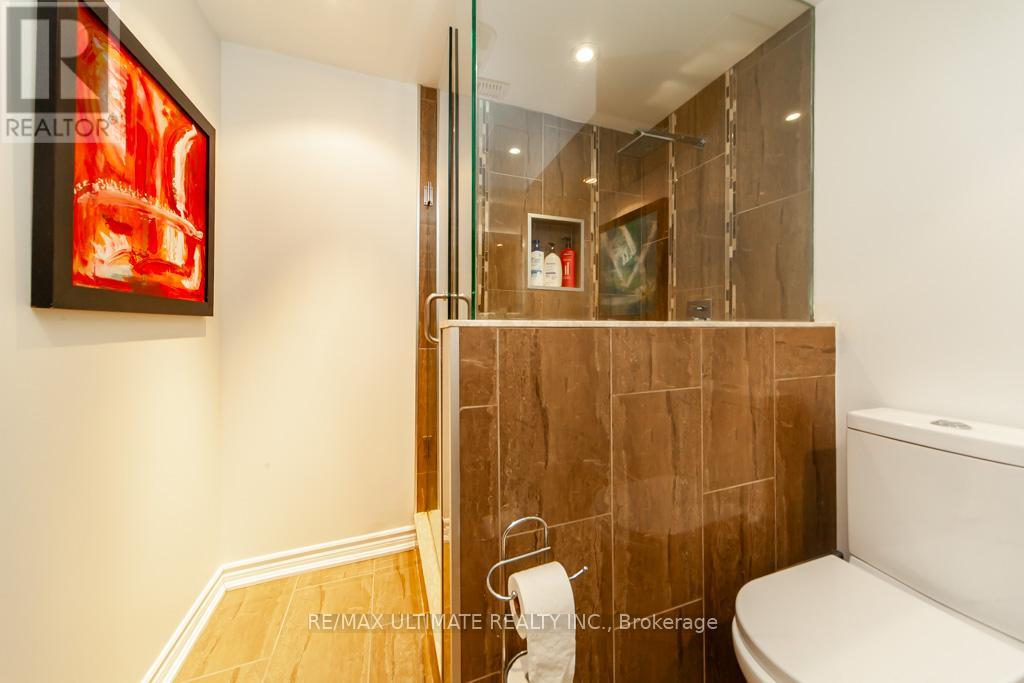 2589 TRIDENT AVENUE - 42
