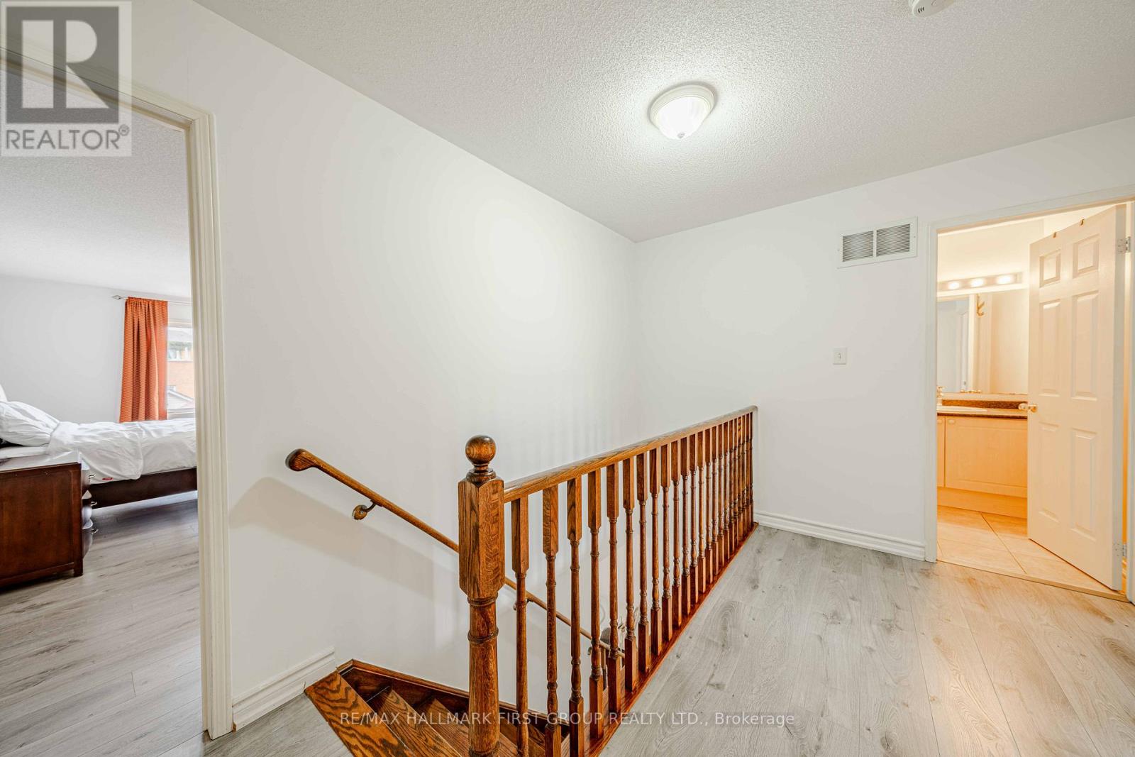 19 KIDD TERRACE - 44