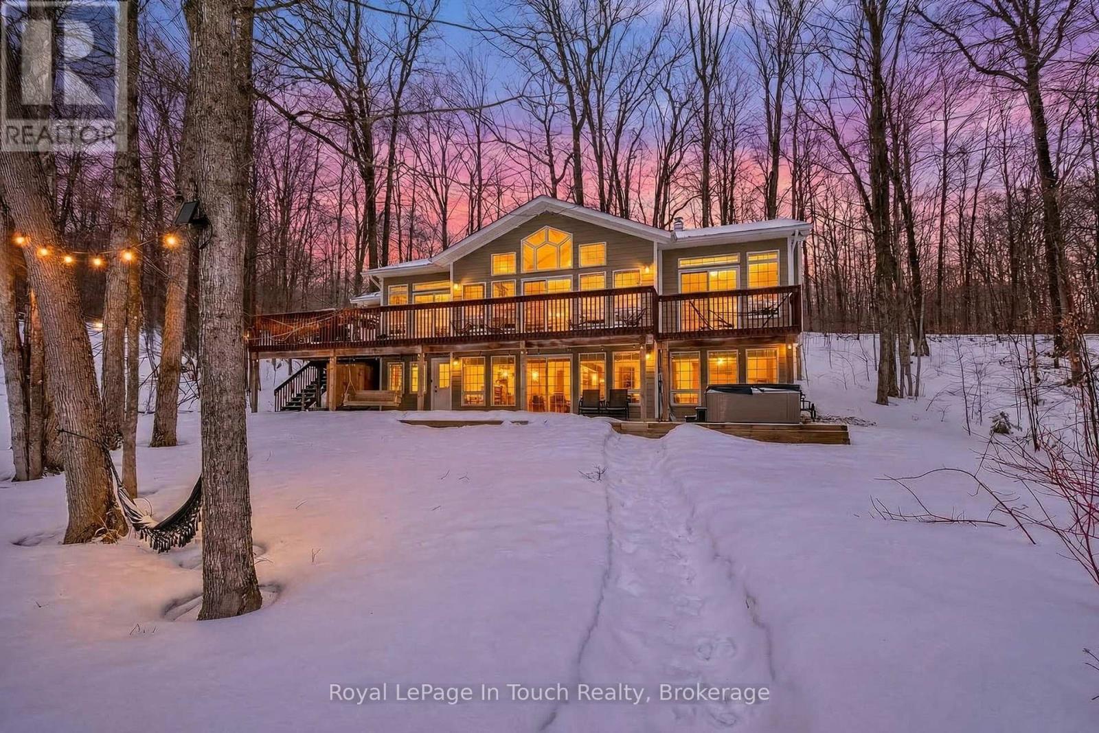 157 FARLAIN LAKE ROAD W