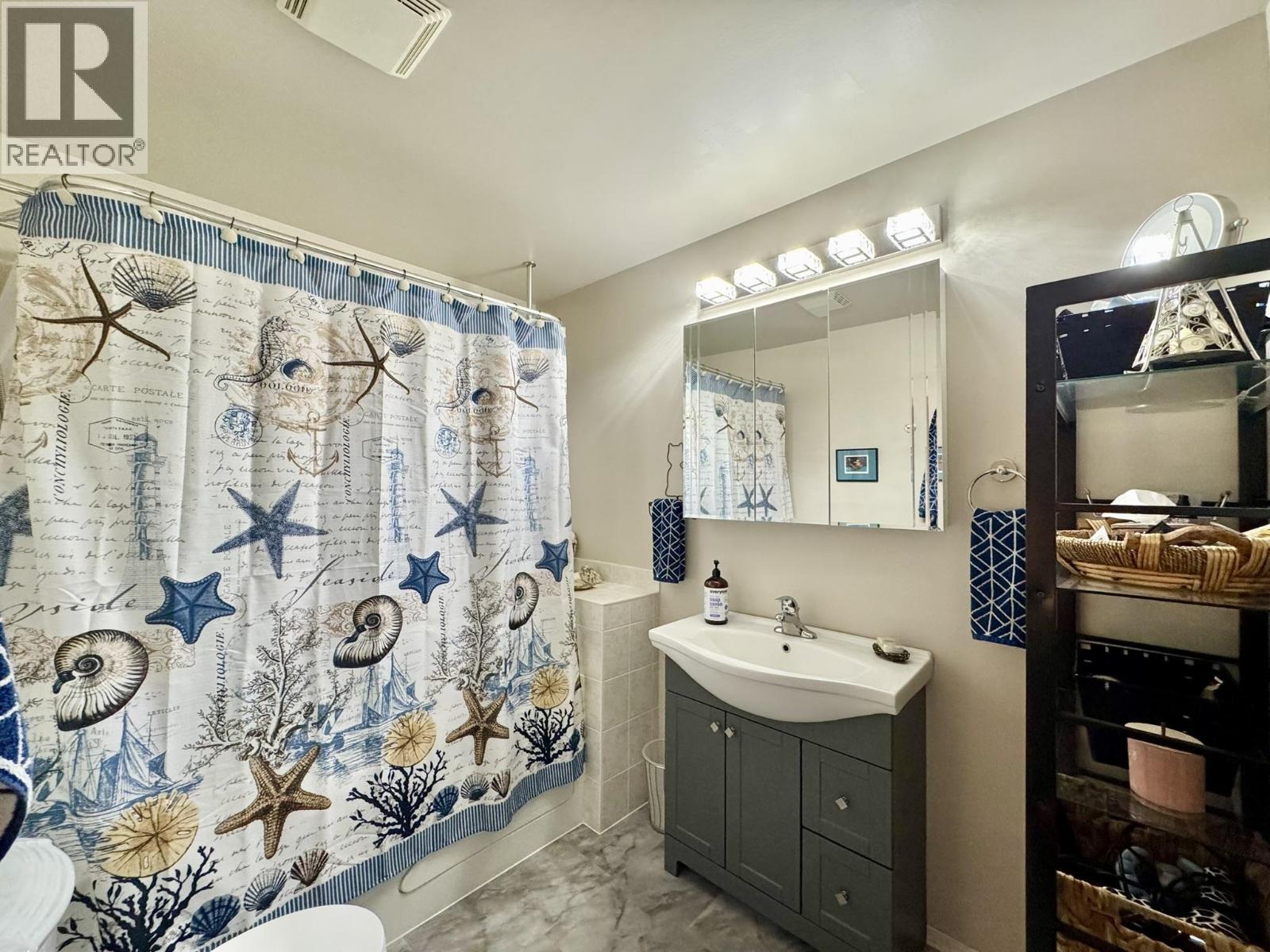 5709 N GREEN LAKE ROAD - 19