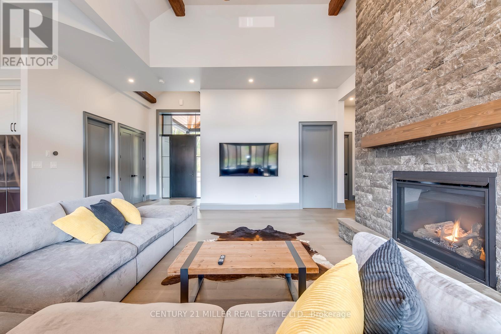 #6 4805 MUSKOKA DISTRICT 169 ROAD - 12
