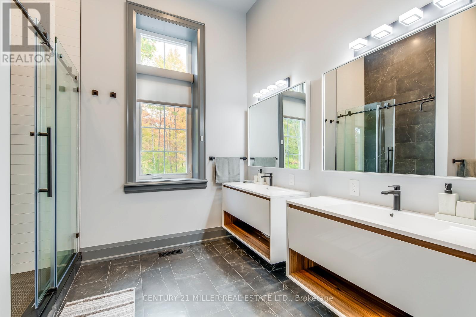 #6 4805 MUSKOKA DISTRICT 169 ROAD - 32