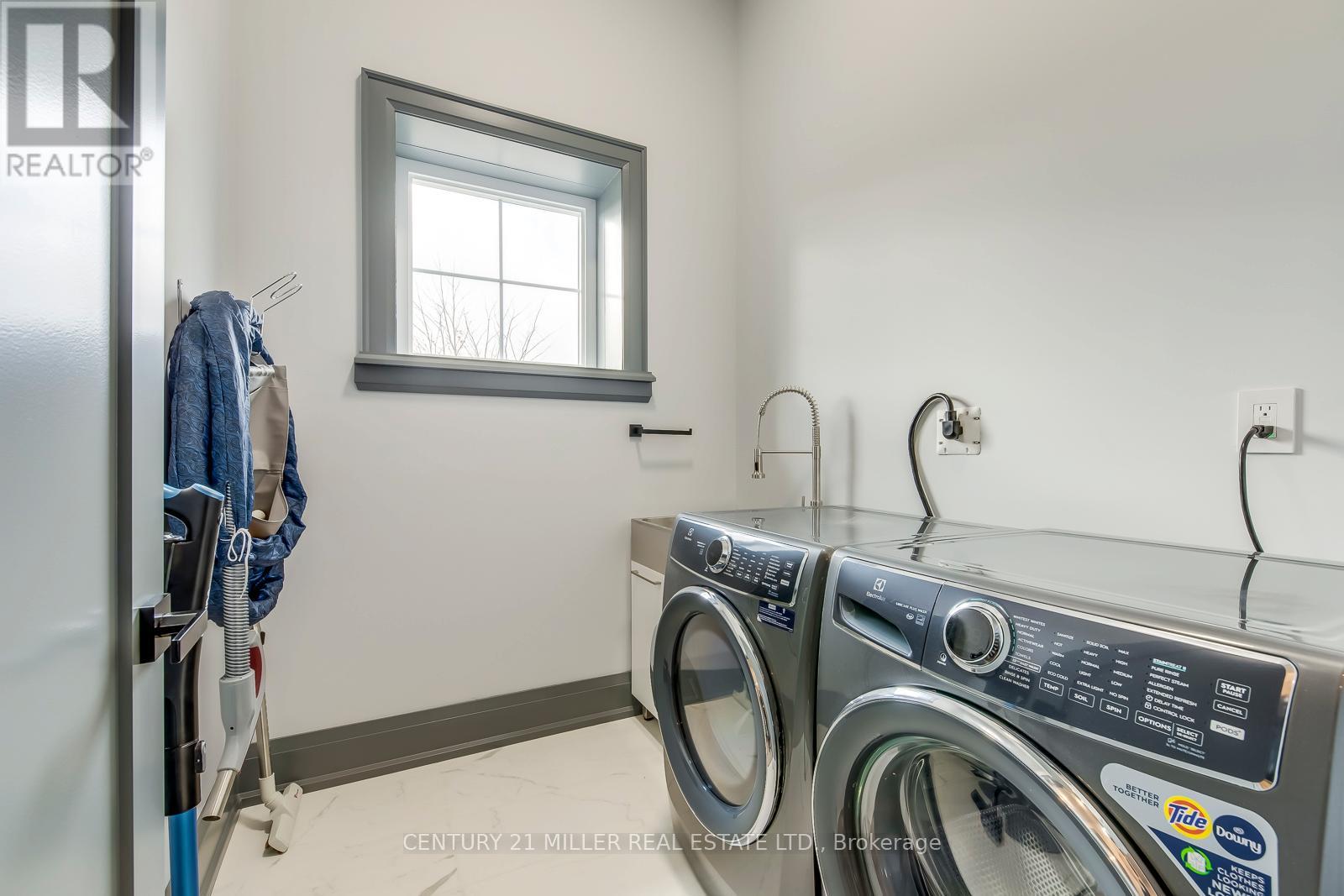 #6 4805 MUSKOKA DISTRICT 169 ROAD - 41