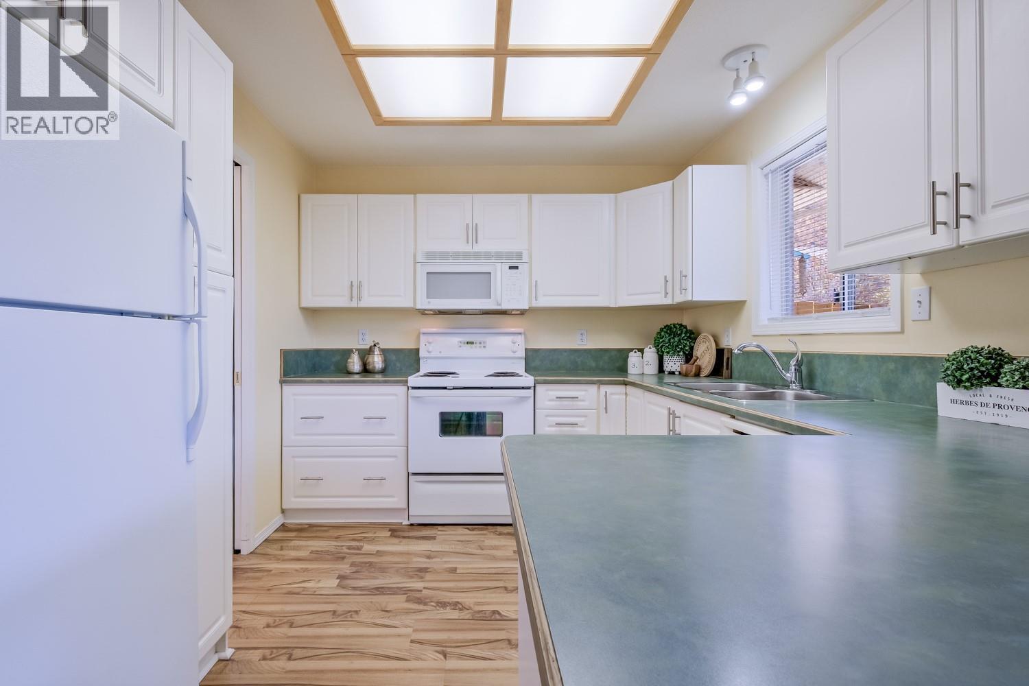 3096 SOUTH MAIN Street Unit# 34, Penticton