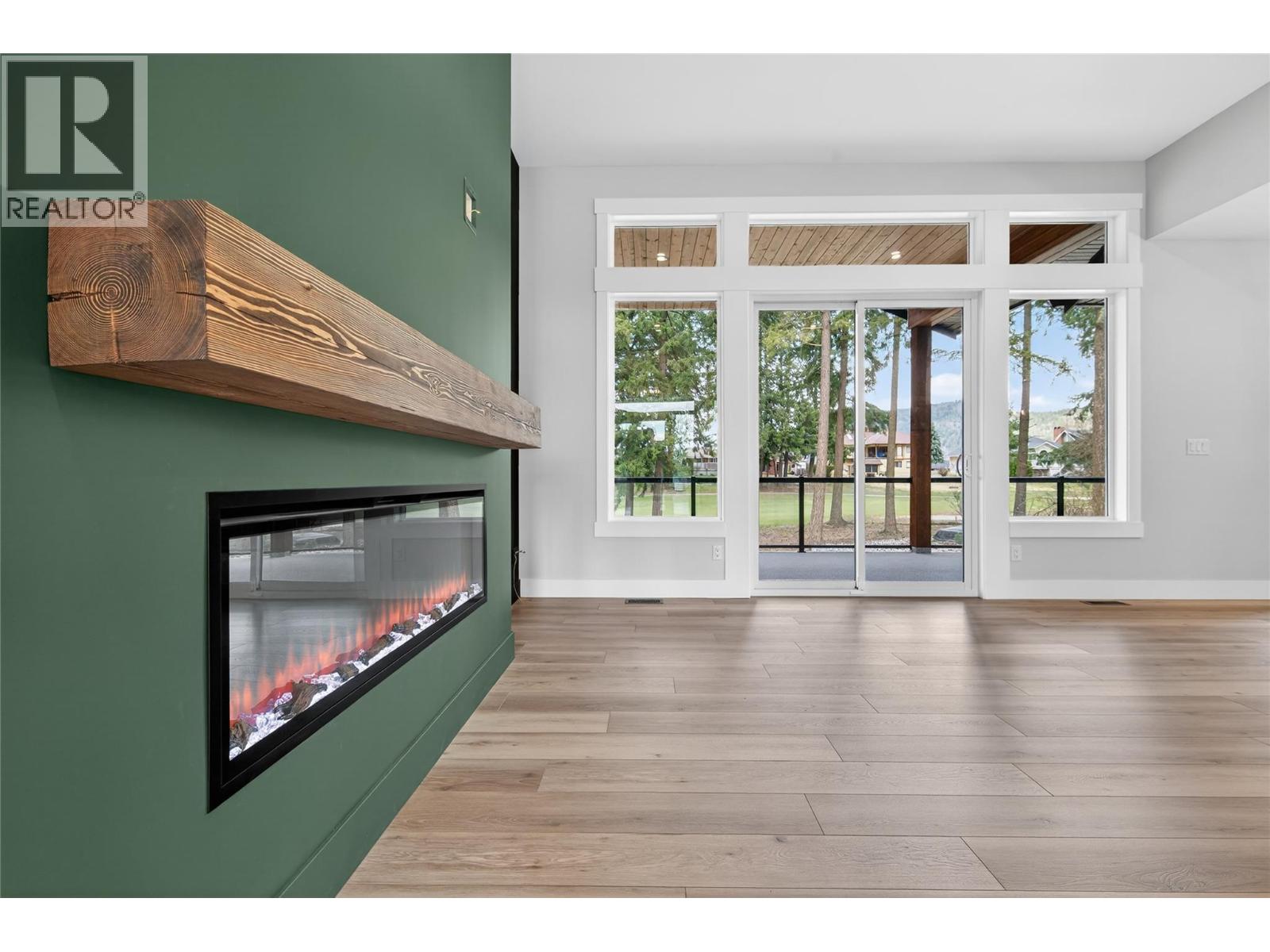 2520 Golf View Crescent, Blind Bay