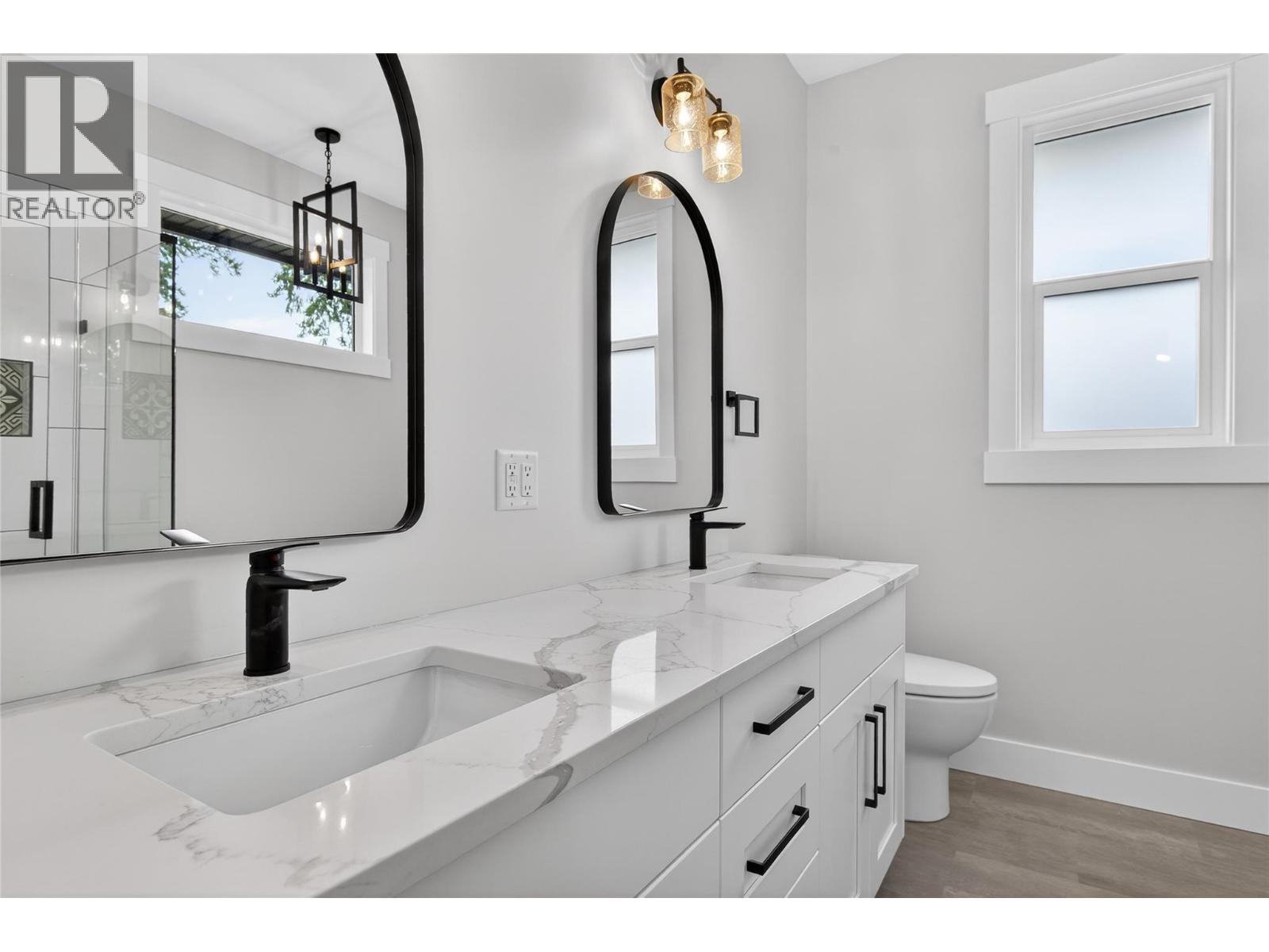 2520 Golf View Crescent, Blind Bay