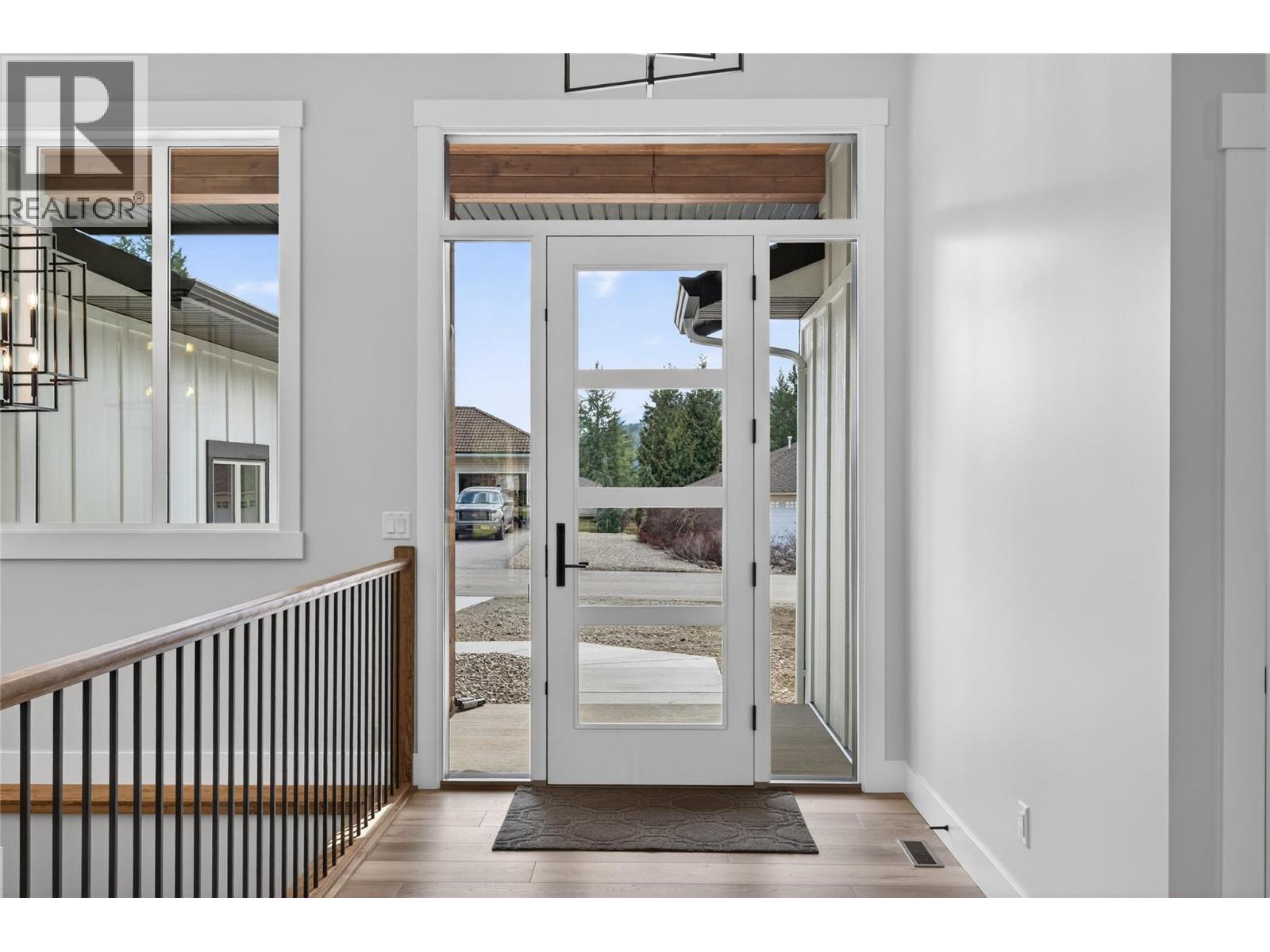 2520 Golf View Crescent, Blind Bay