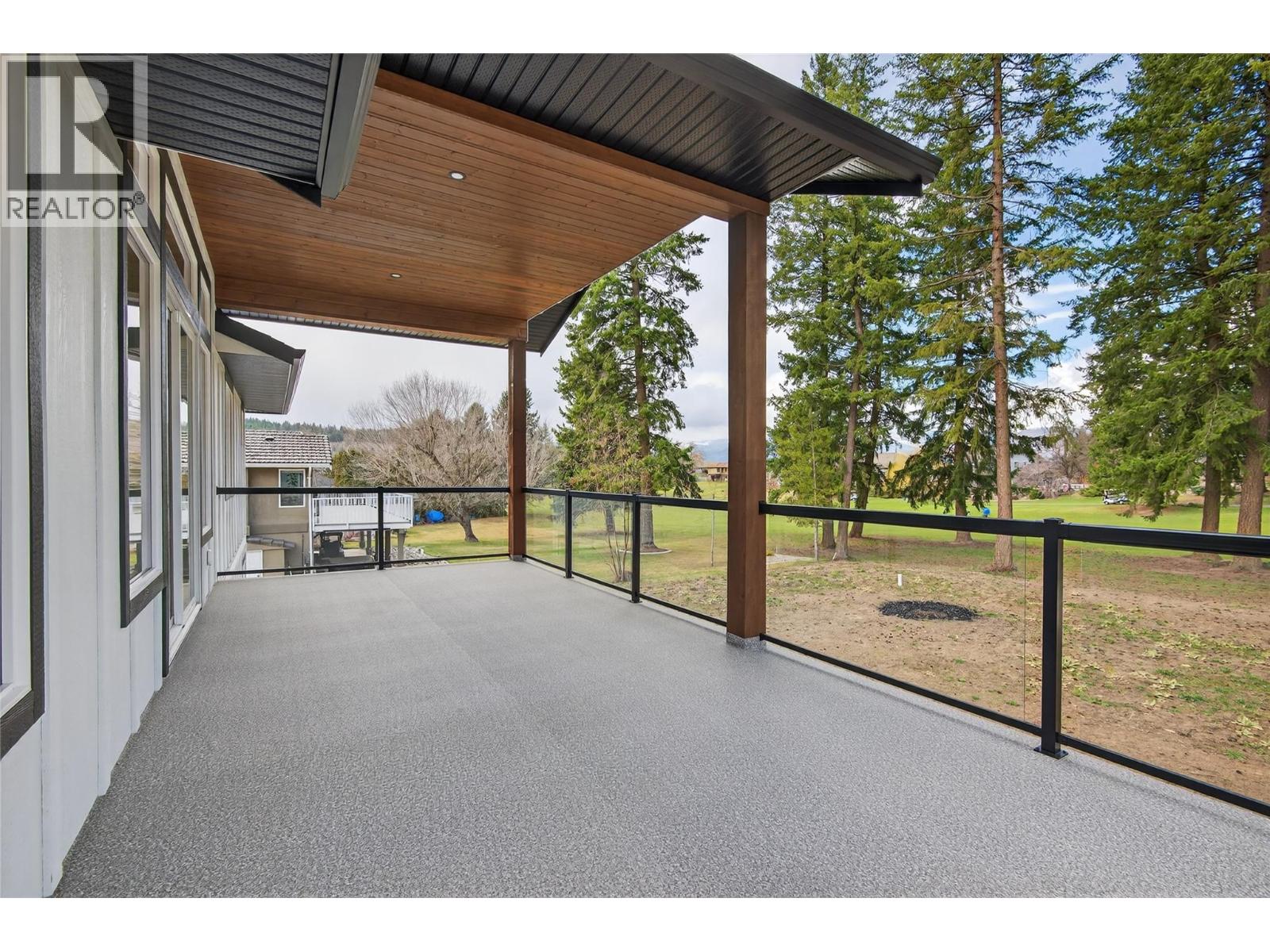 2520 Golf View Crescent, Blind Bay