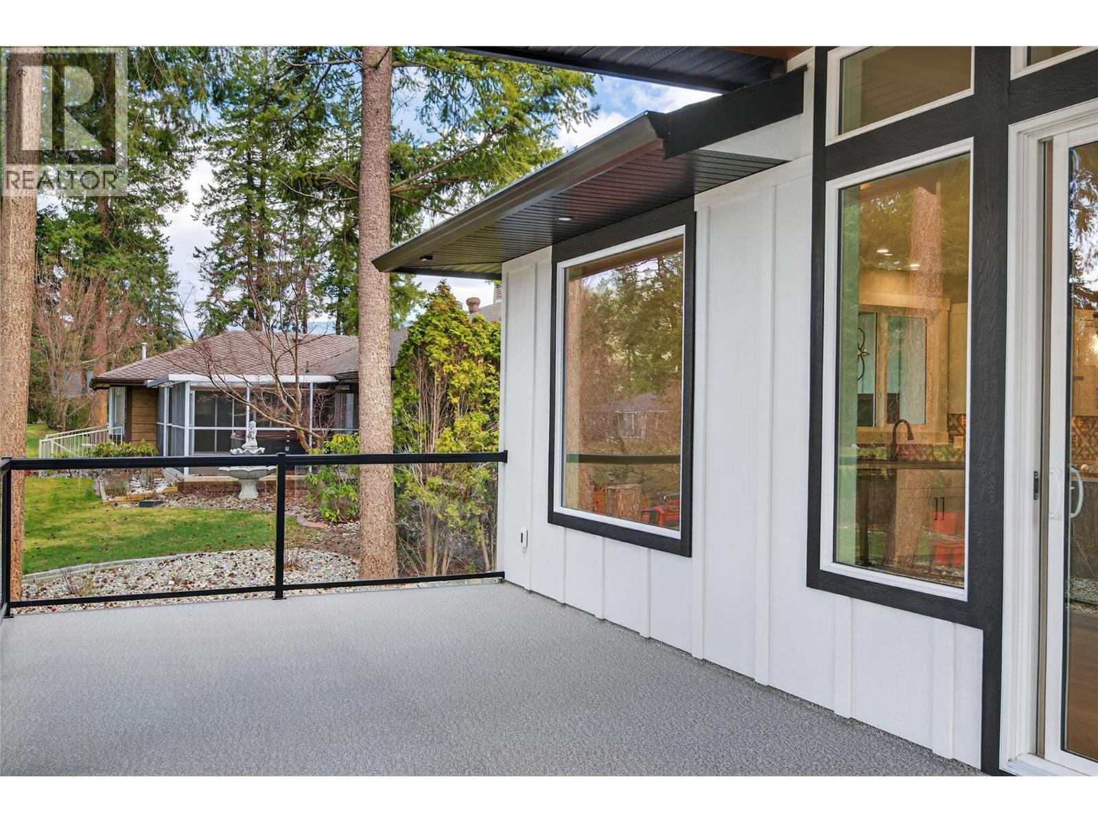 2520 Golf View Crescent, Blind Bay