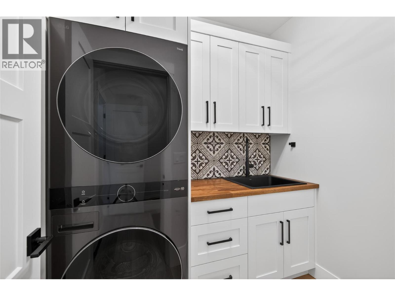 2520 Golf View Crescent, Blind Bay