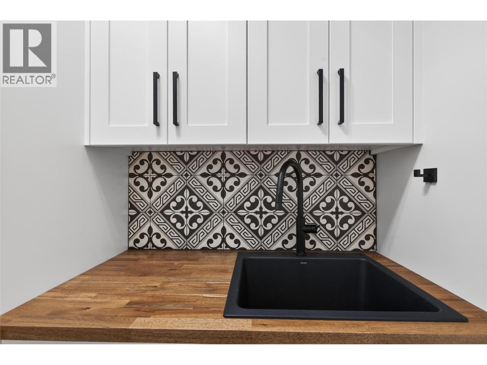 2520 Golf View Crescent, Blind Bay