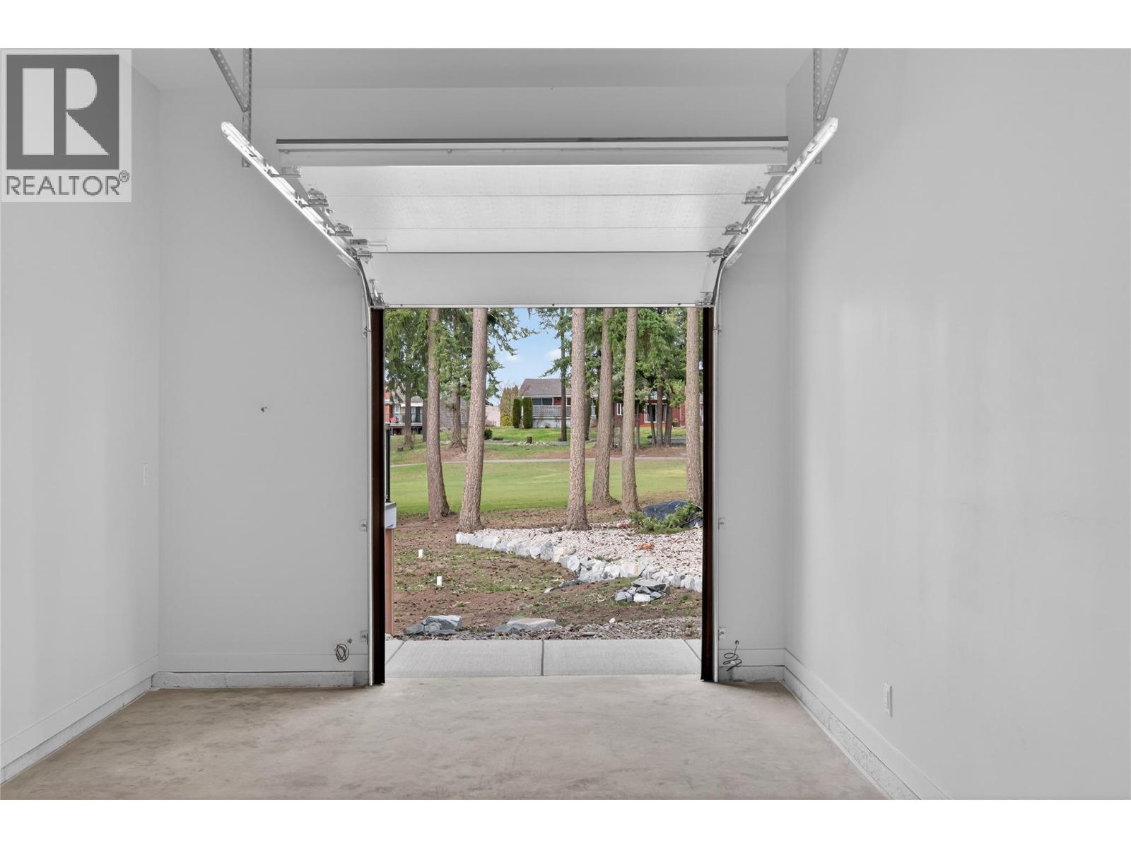 2520 Golf View Crescent, Blind Bay