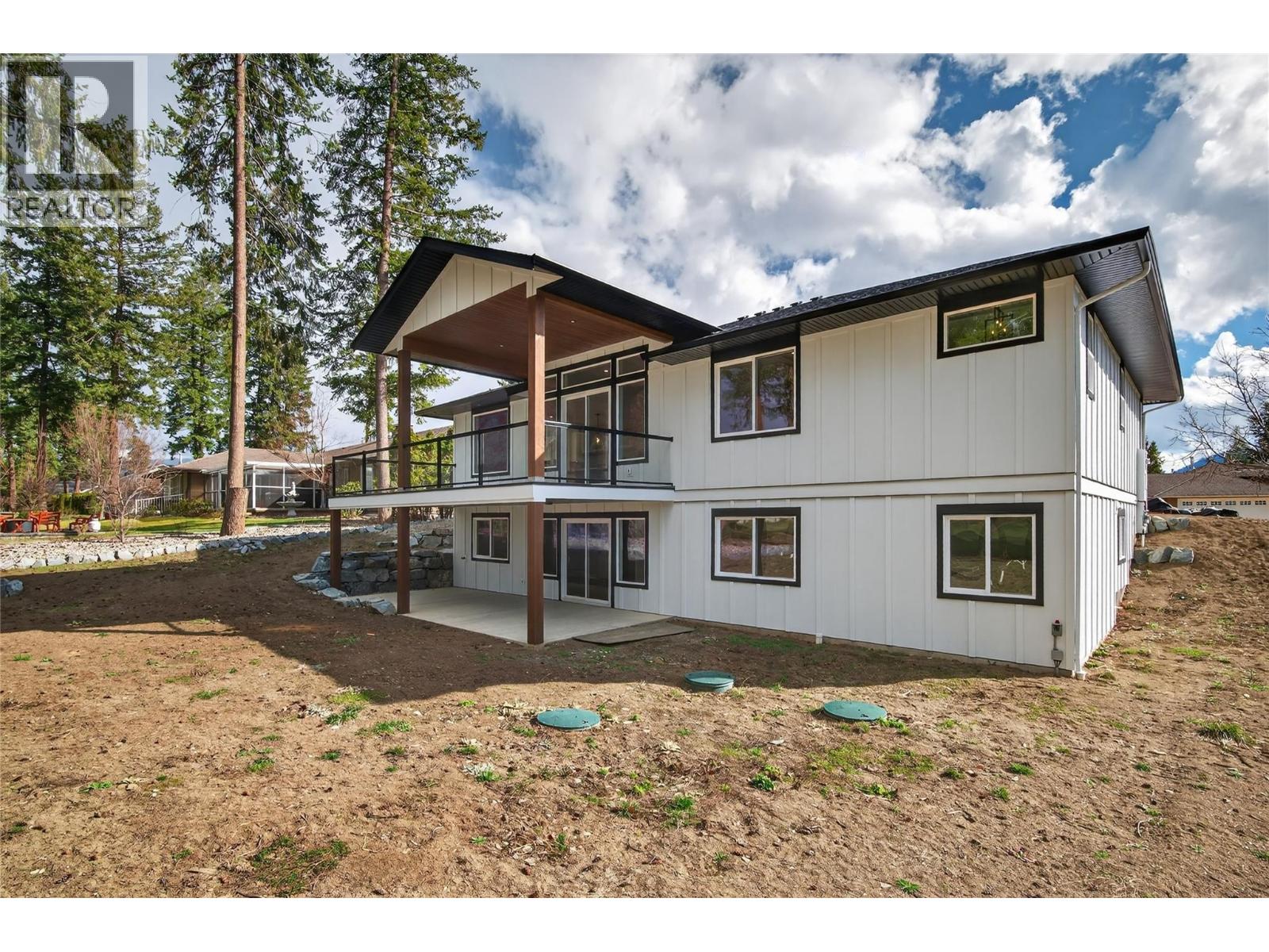 2520 Golf View Crescent, Blind Bay