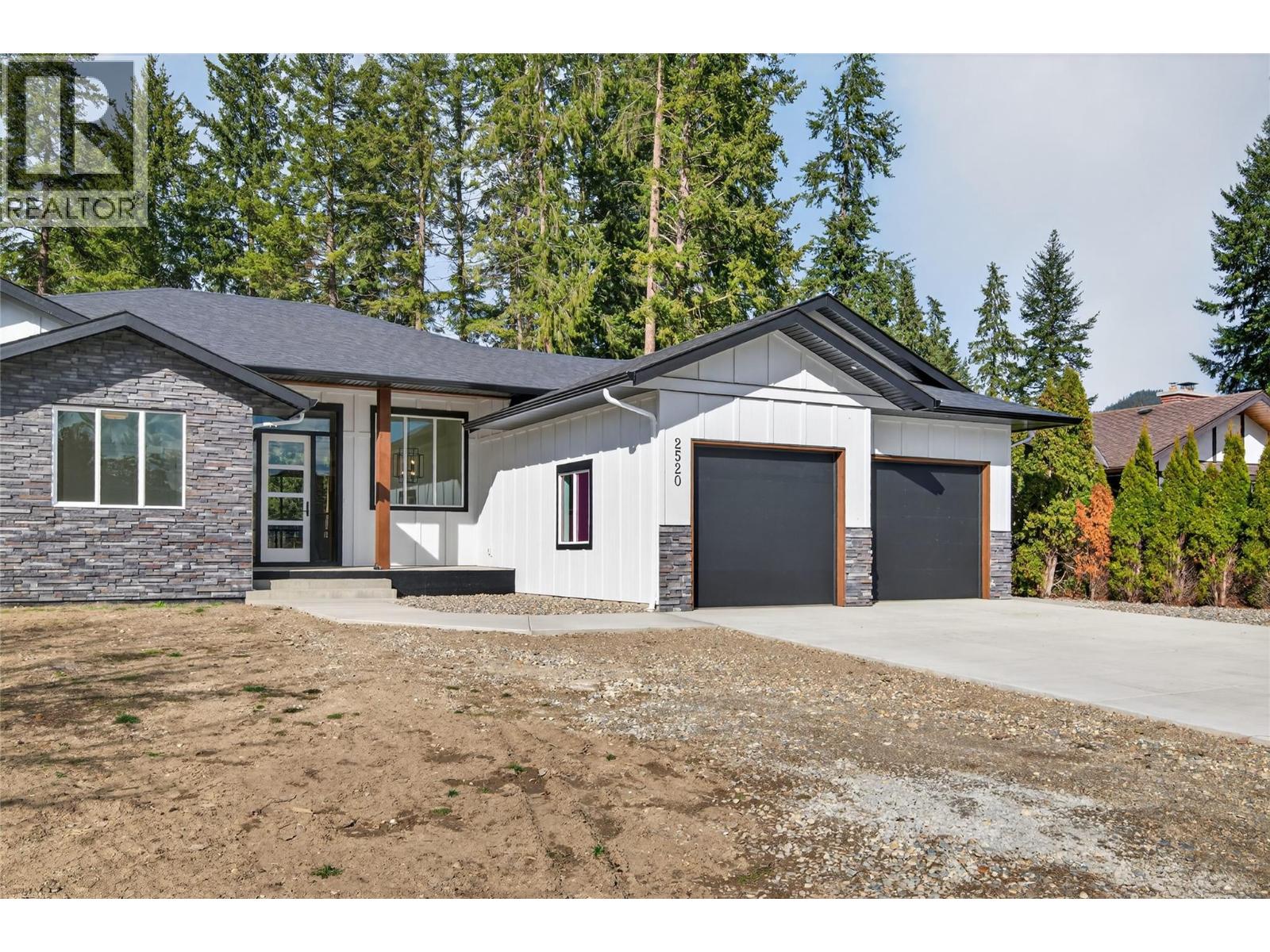2520 Golf View Crescent, Blind Bay