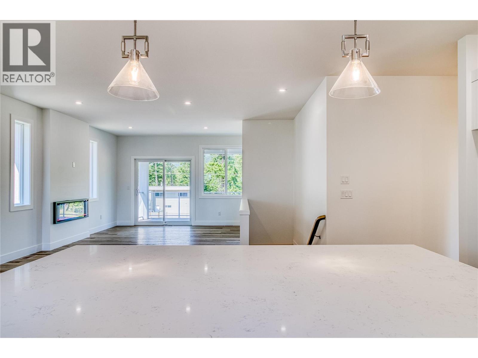 7186 Dunwaters Road, Kelowna