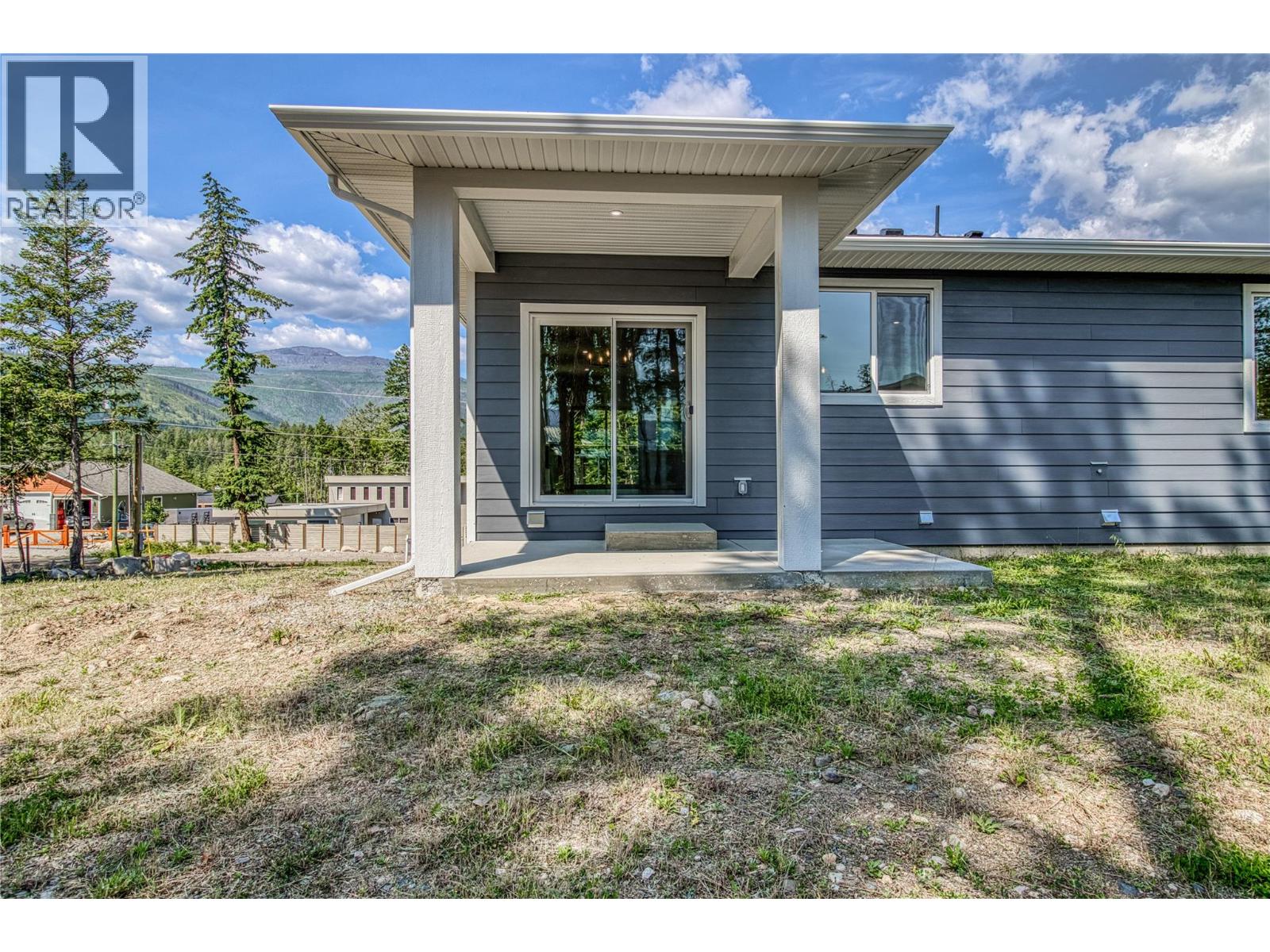 7186 Dunwaters Road, Kelowna