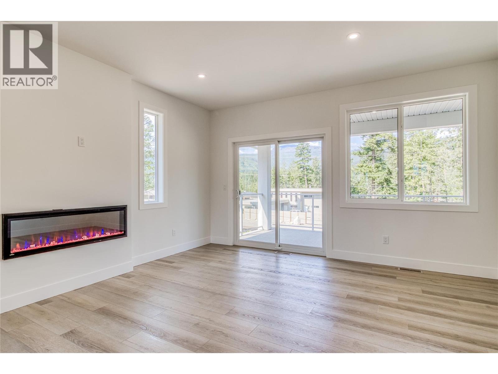 7186 Dunwaters Road, Kelowna