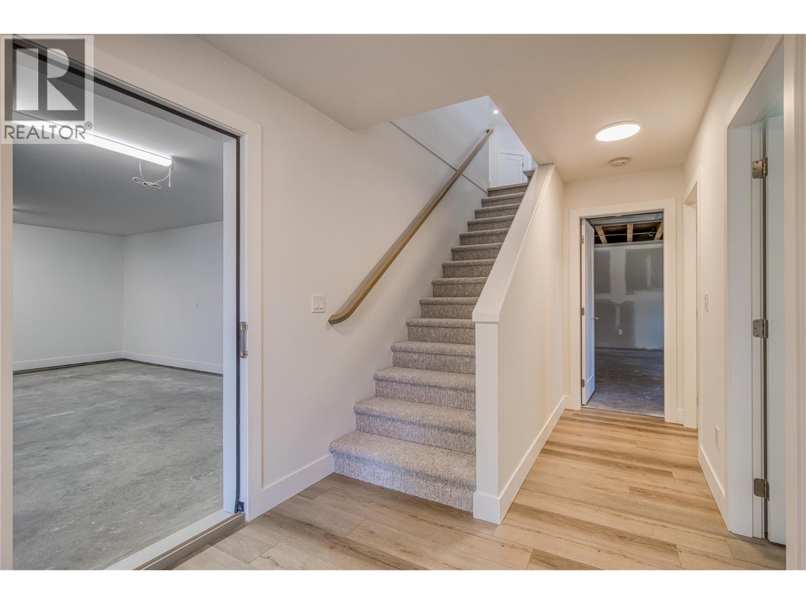 7186 Dunwaters Road, Kelowna