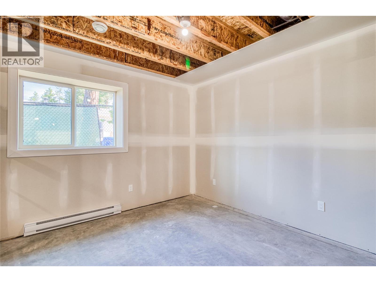 7186 Dunwaters Road, Kelowna