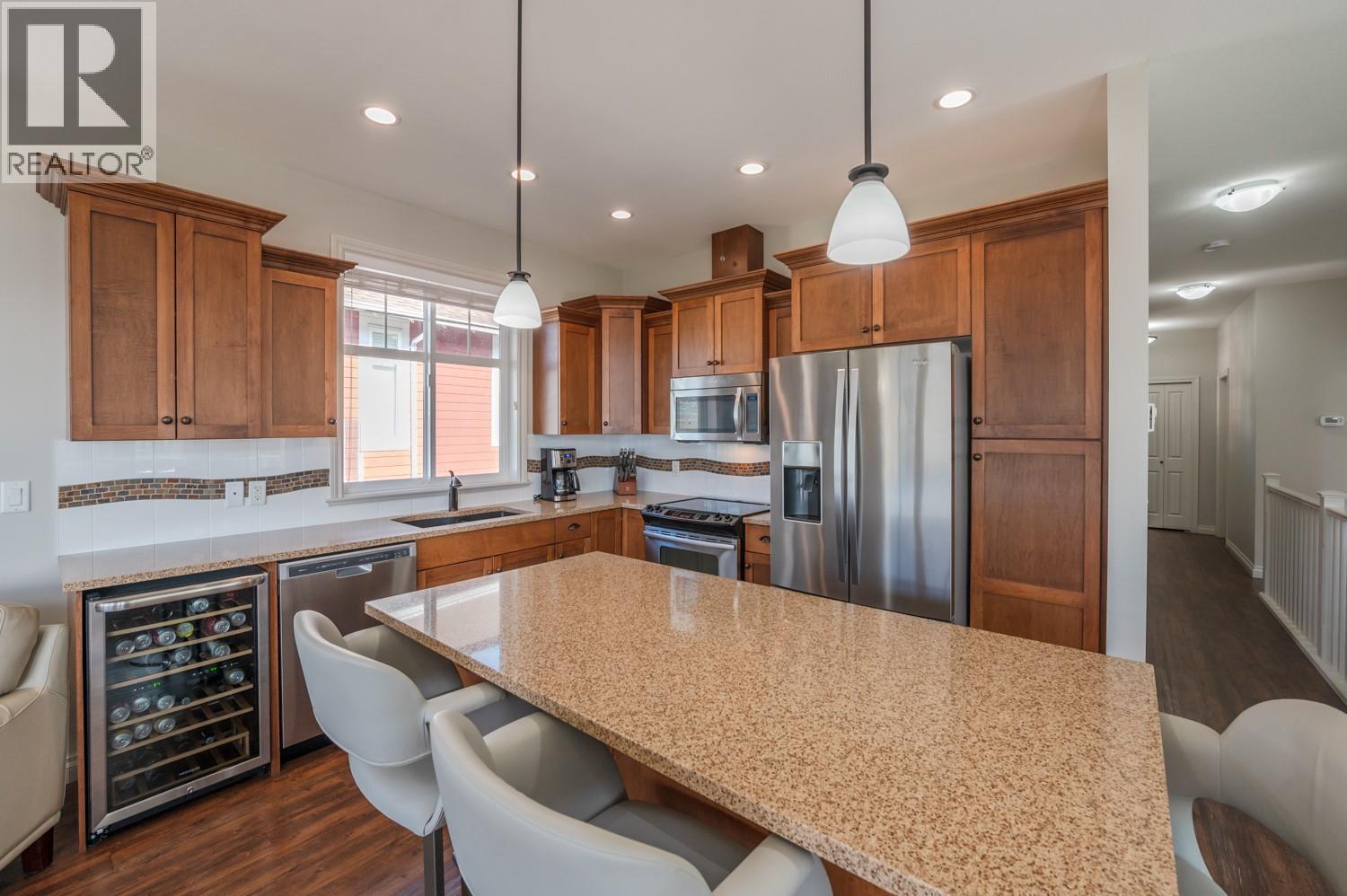 2450 Radio Tower Road Unit# 206, Oliver