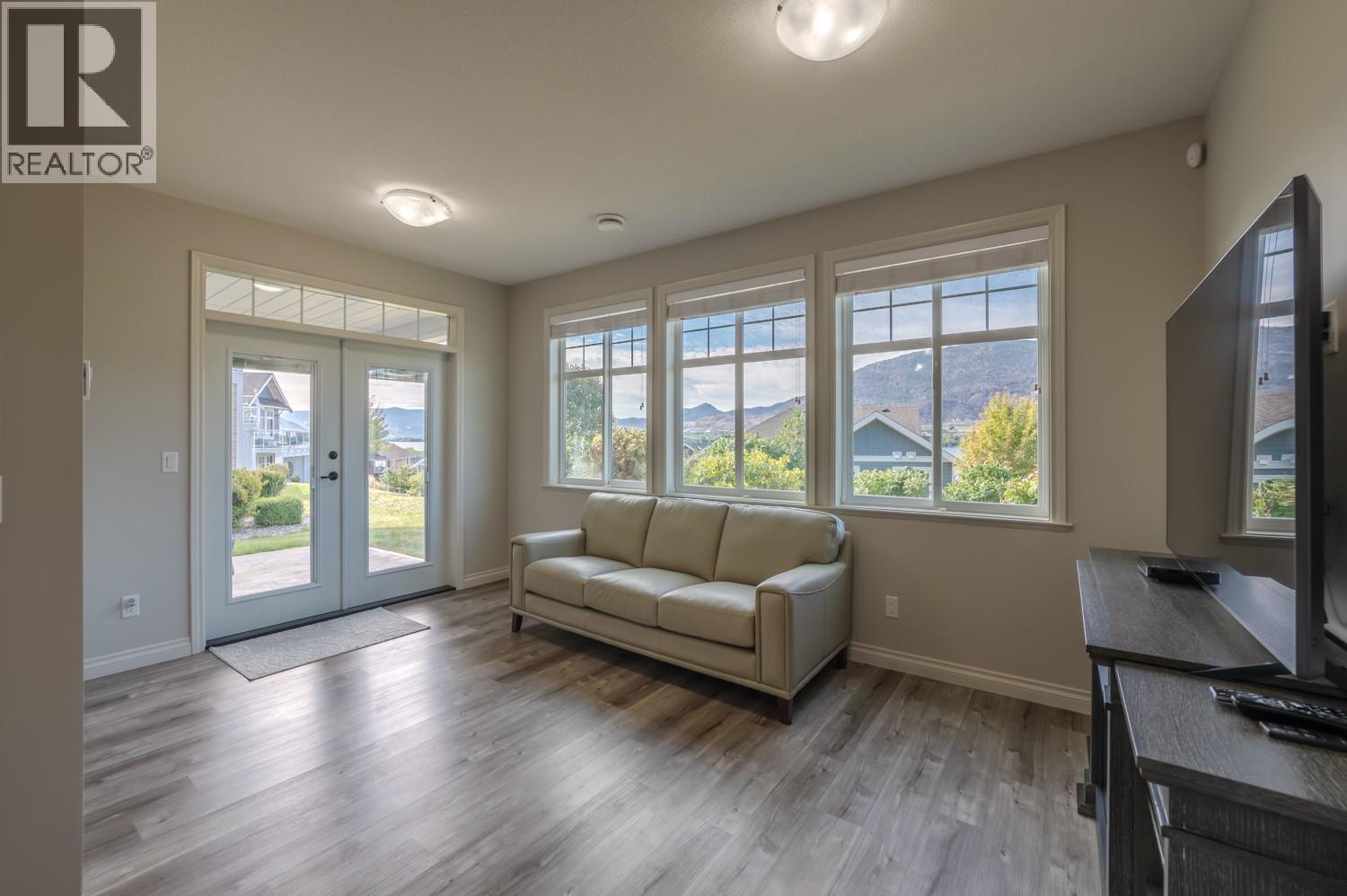 2450 Radio Tower Road Unit# 206, Oliver