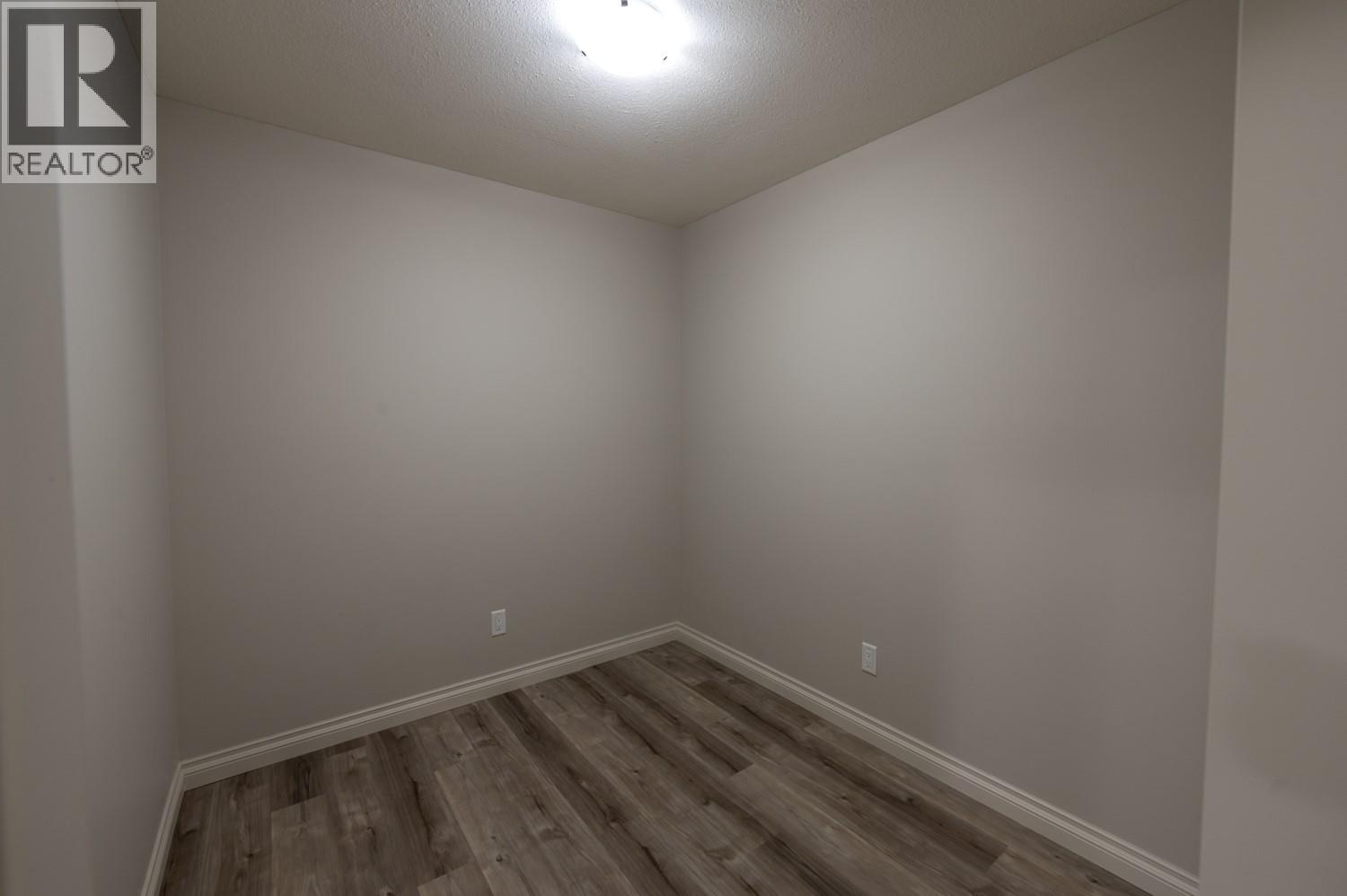 2450 Radio Tower Road Unit# 206, Oliver