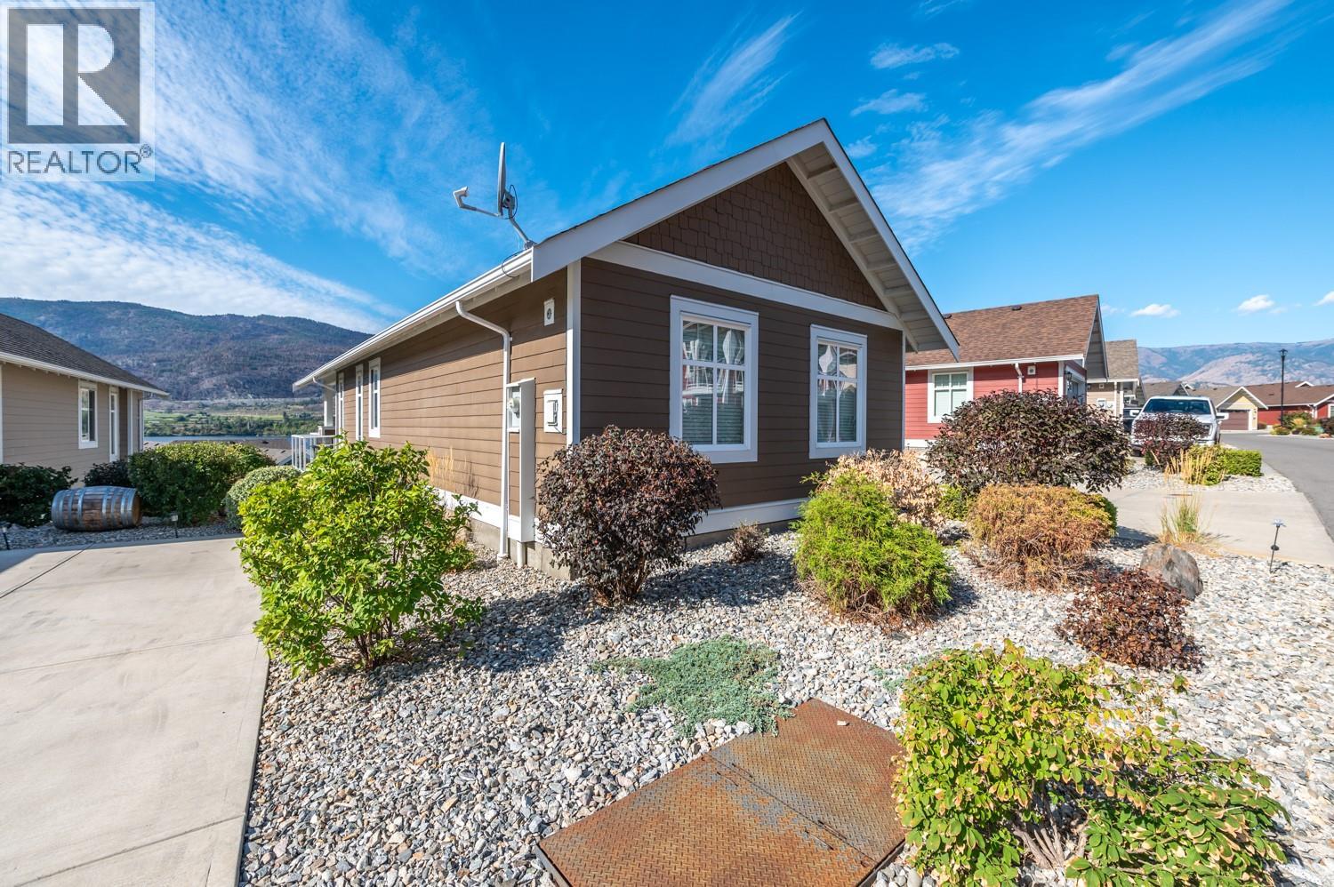 2450 Radio Tower Road Unit# 206, Oliver