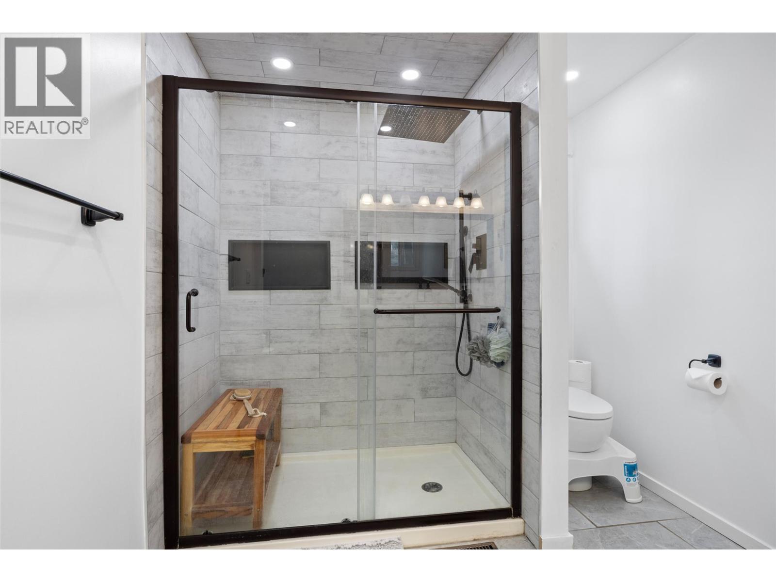 392 Walterdale Road, Kamloops